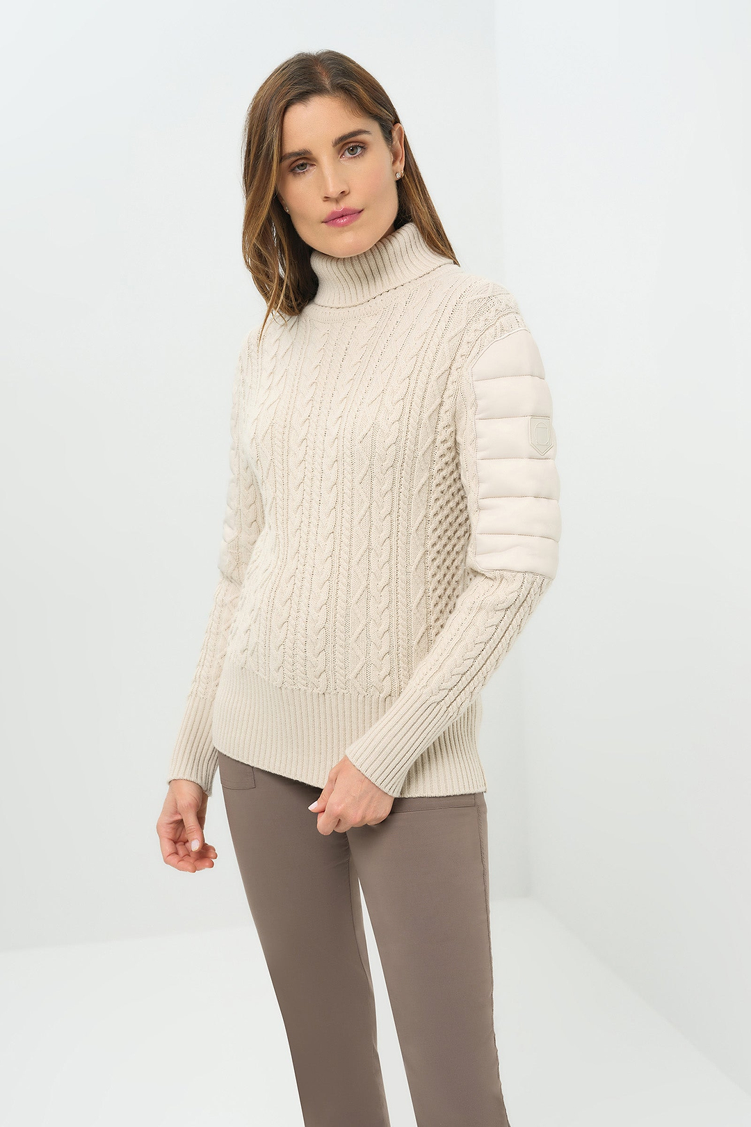 Pull Eloisa en maille torsadée et nylon rembourré