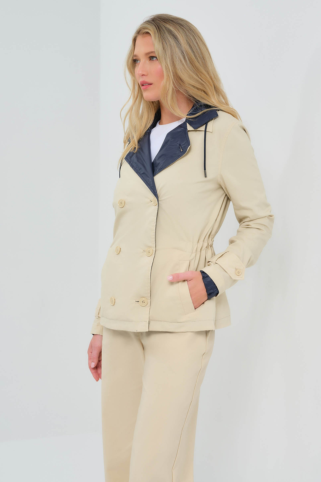 Chaqueta tipo gabardina reversible de algodón y nailon Lexie Performance