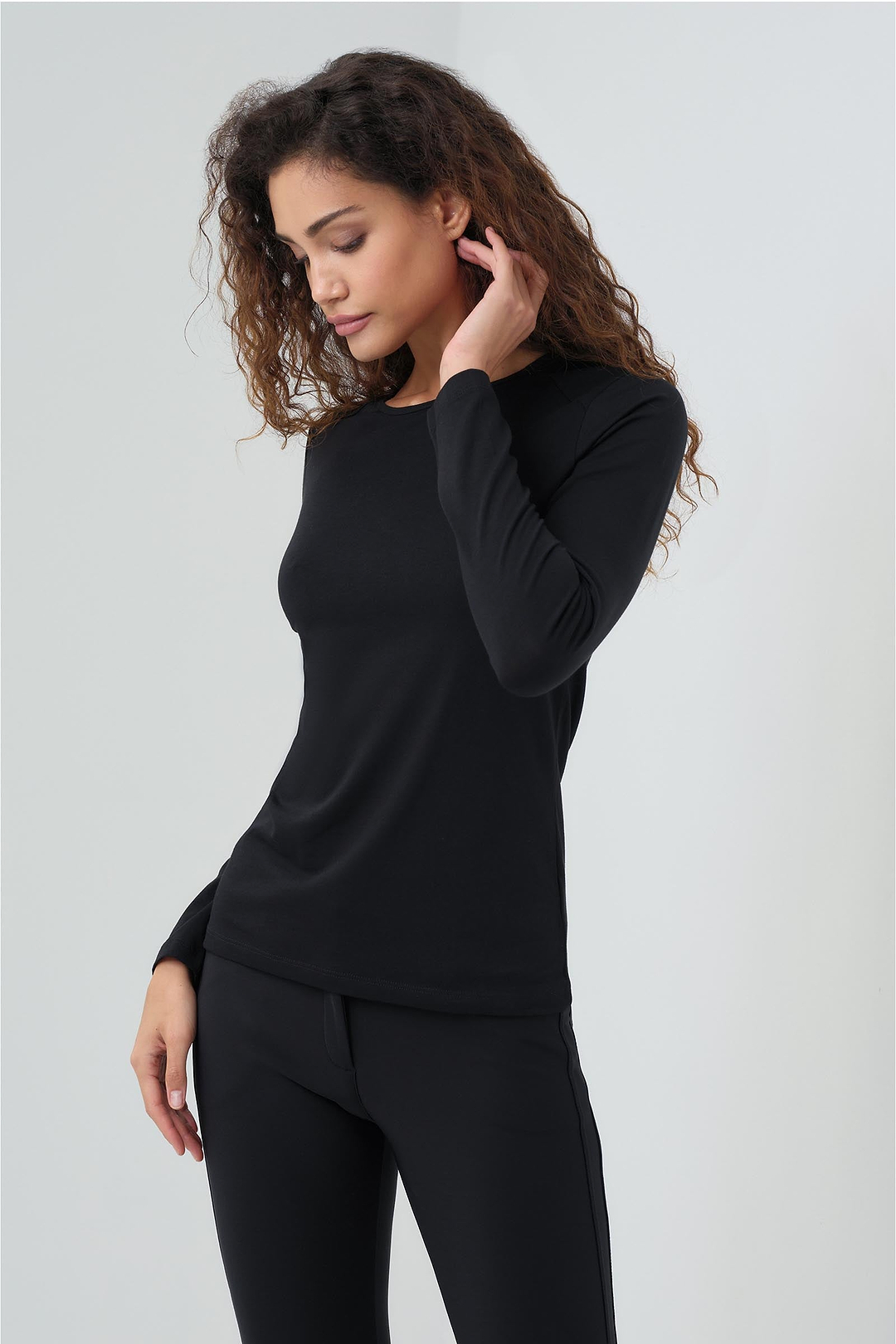 Black ||