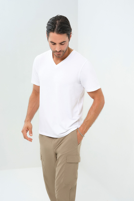 Camiseta de cuello en V de Vince