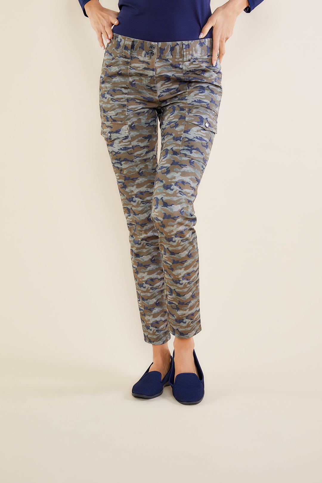 CAMOUFLAGE 2040||