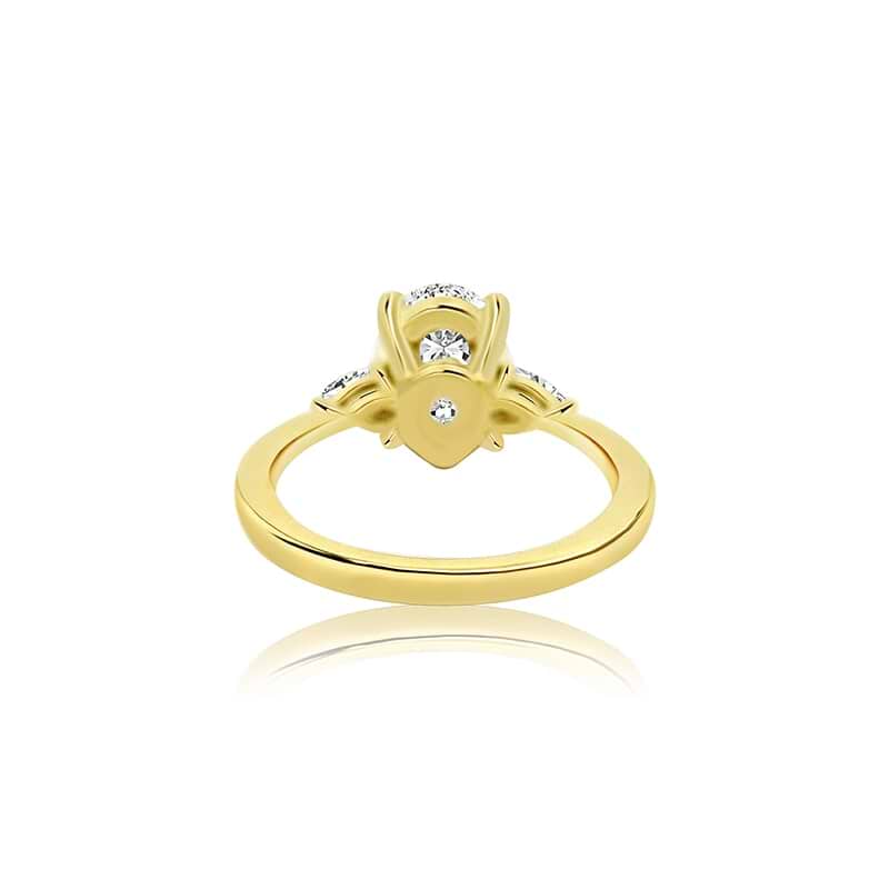 Oval 2.13ct F VS1 IGI Lab Diamond 3 Stone Ring