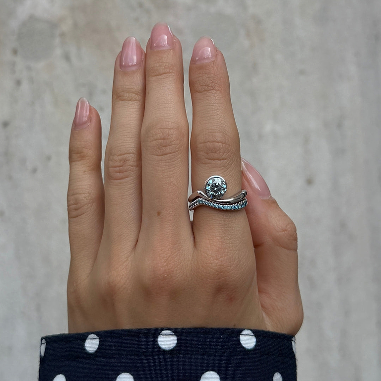 Blue Round 1.53ct Wavecrest Solitaire