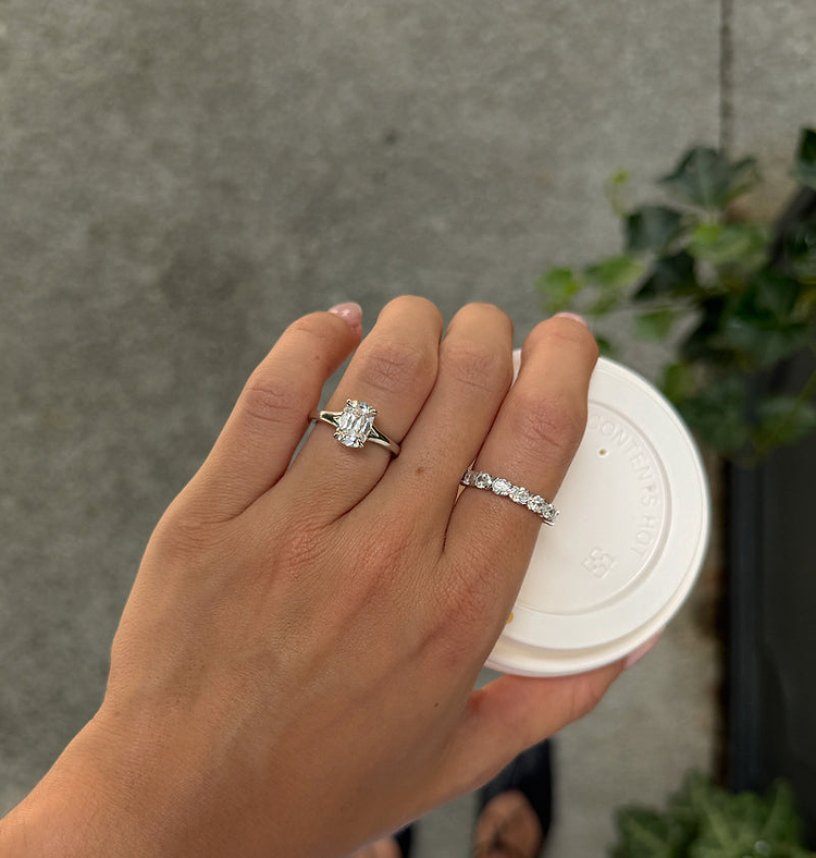 old mine split shank ring on hand