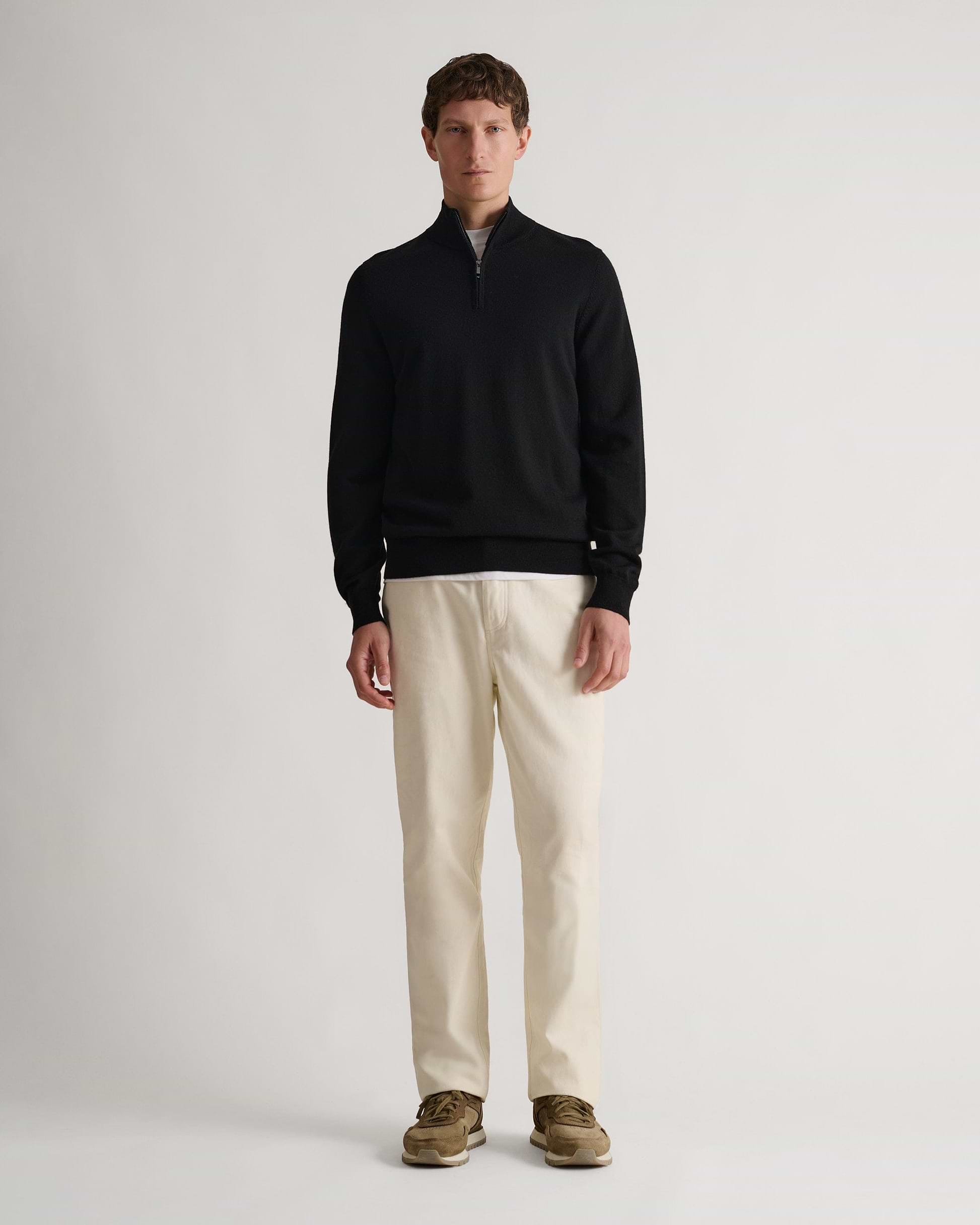 Men's Fine Merino 1/4 Zip Jumper - Black