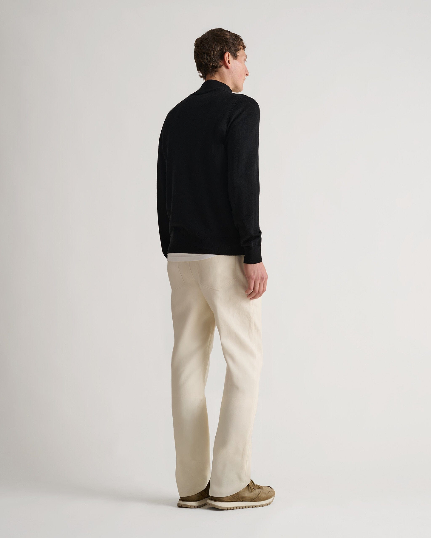 Men's Fine Merino 1/4 Zip Jumper - Black