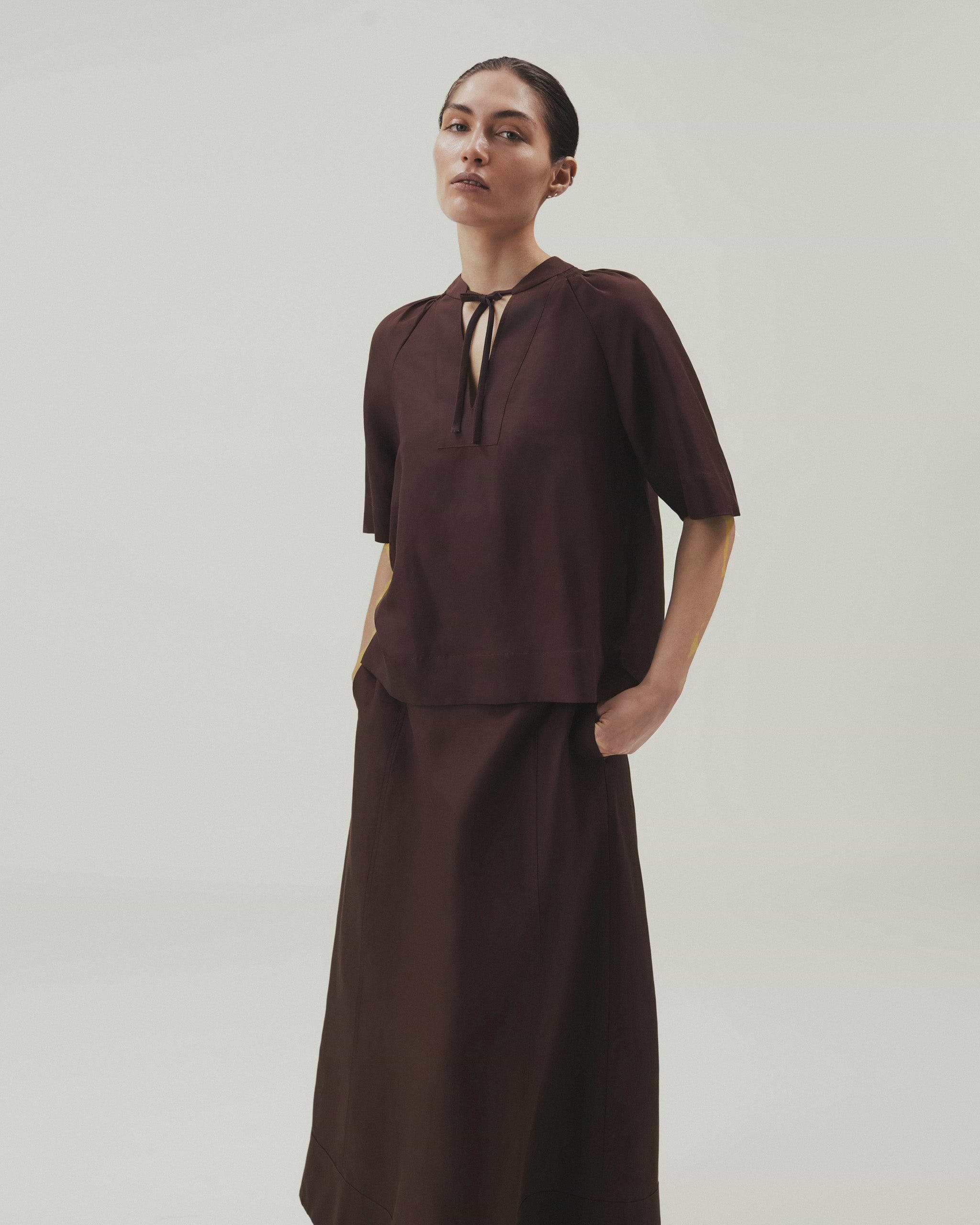 Women's Future-Linen Tie Neck Blouse - Umber