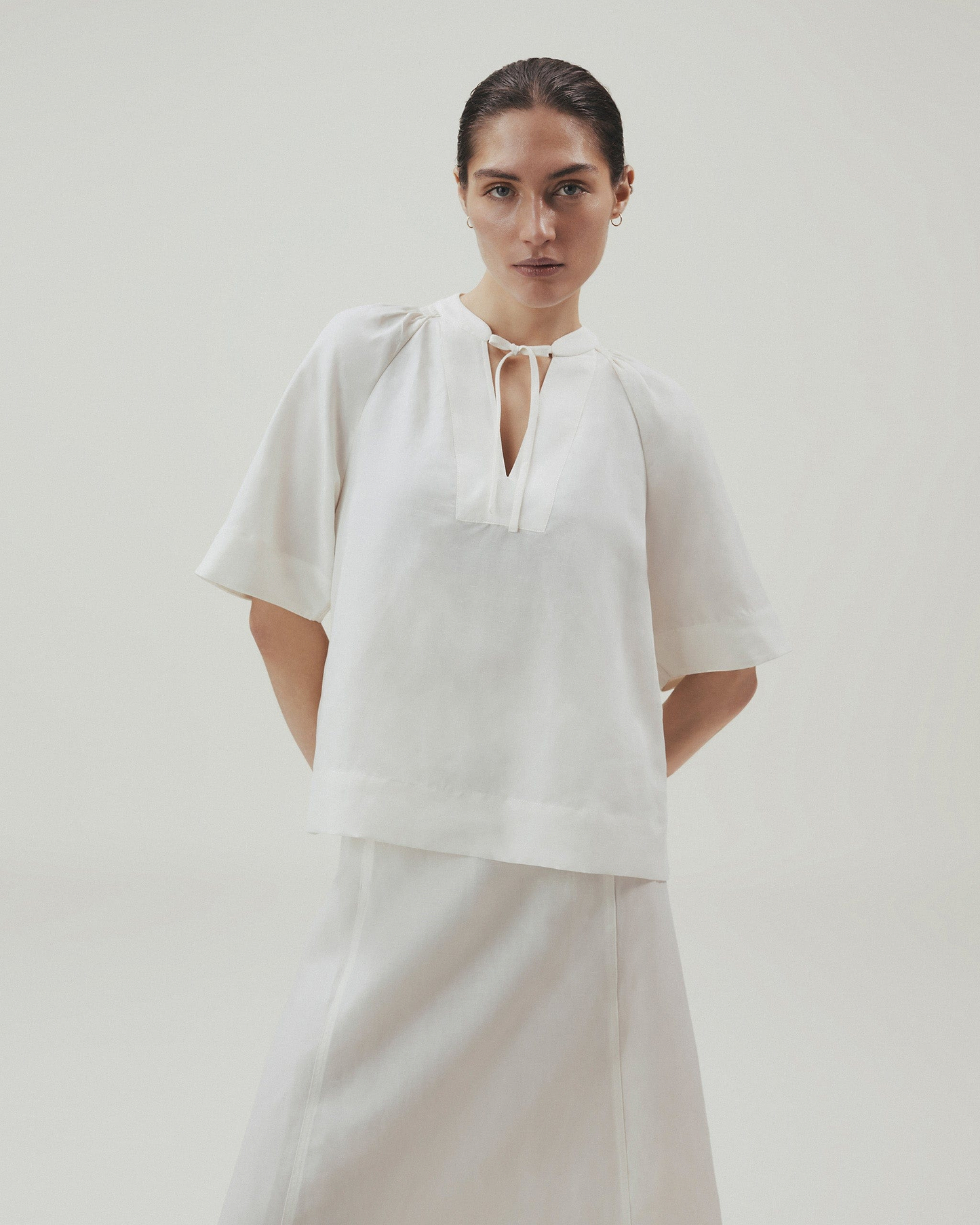 Women's Future-Linen Tie Neck Blouse - Buttermilk