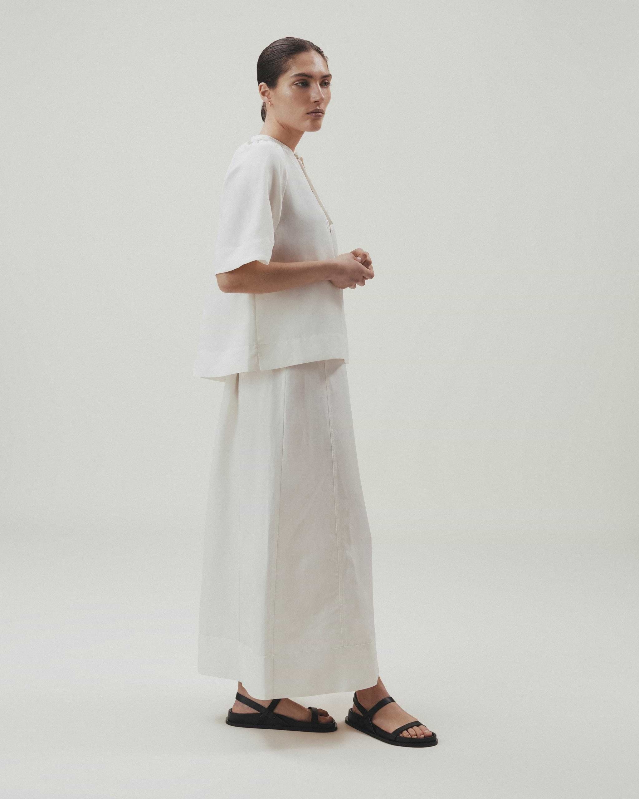 Women's Future-Linen Tie Neck Blouse - Buttermilk