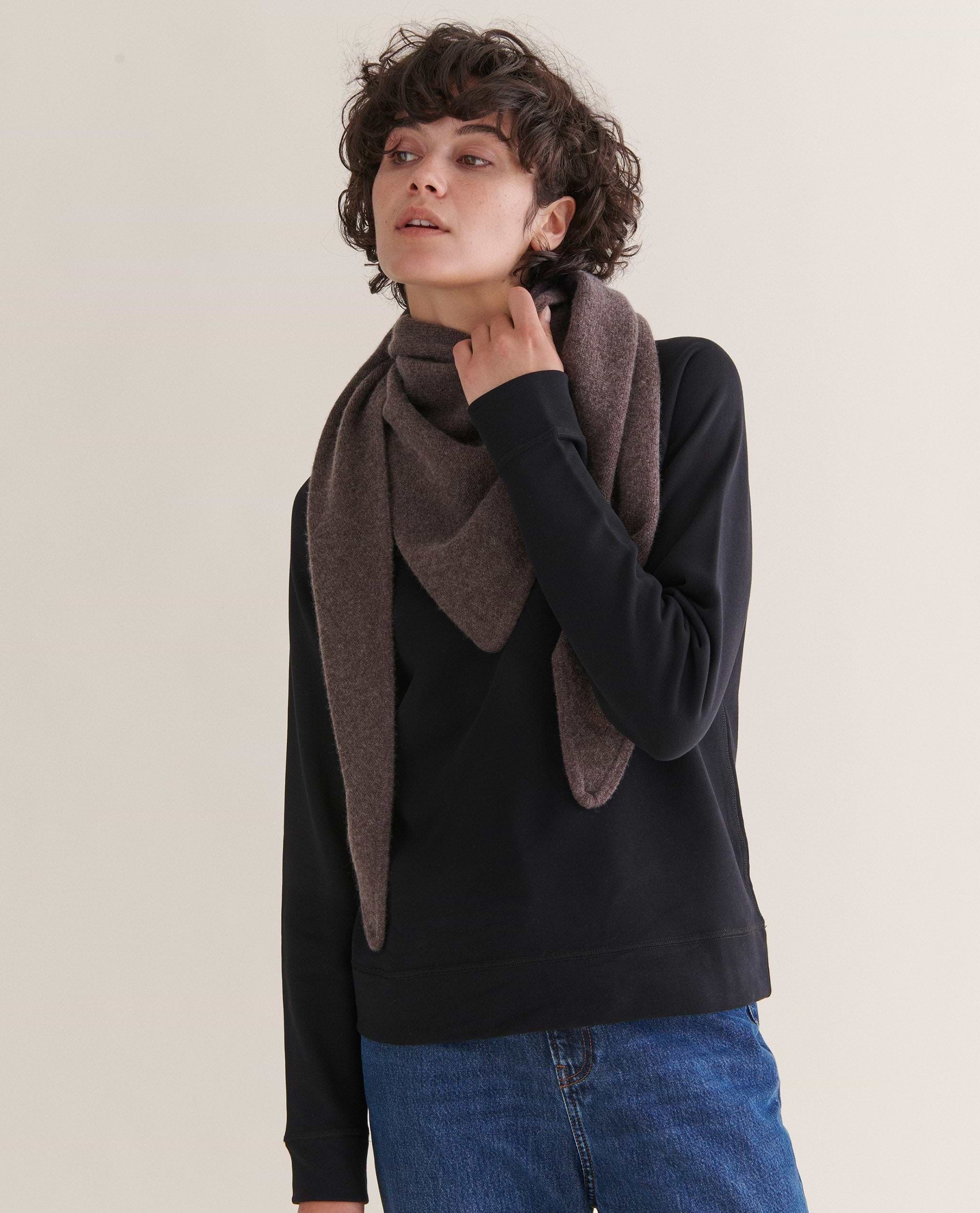 colour_Black