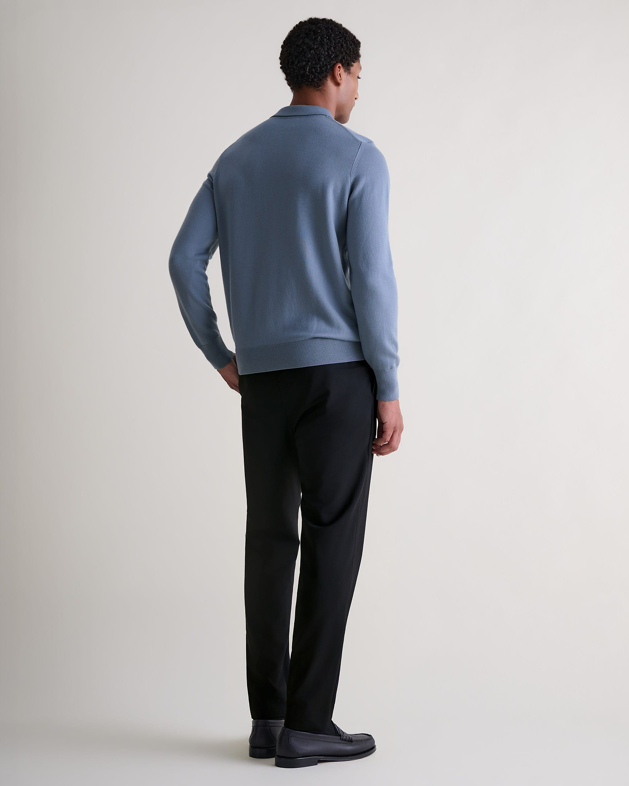 Fine, lightweight knit