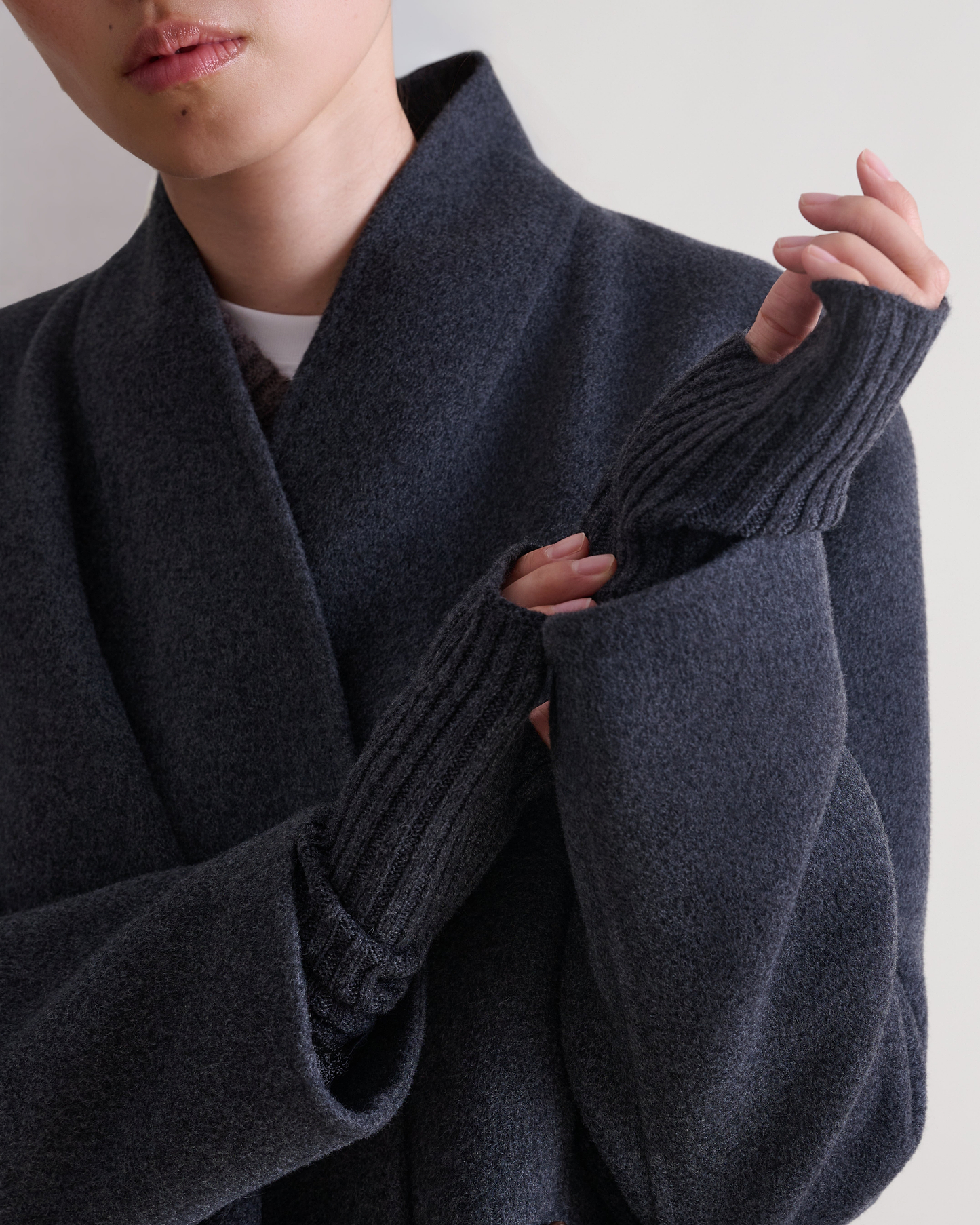 Cashmere Merino Ribbed Fingerless Gloves - Charcoal