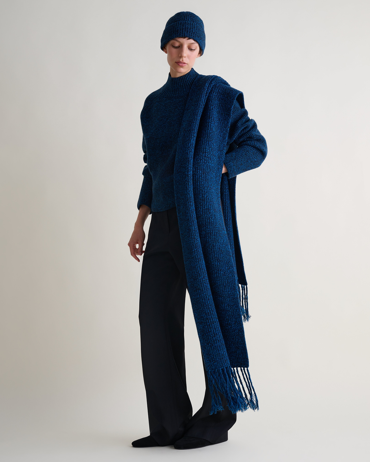 Cashmere Merino Twisted Fringe Wrap - Mood Indigo Moulinee