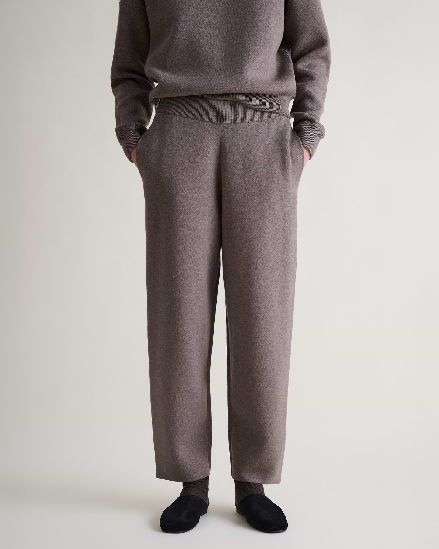Women's Merino Cotton Tapered Knit Trouser - Mole/Walnut