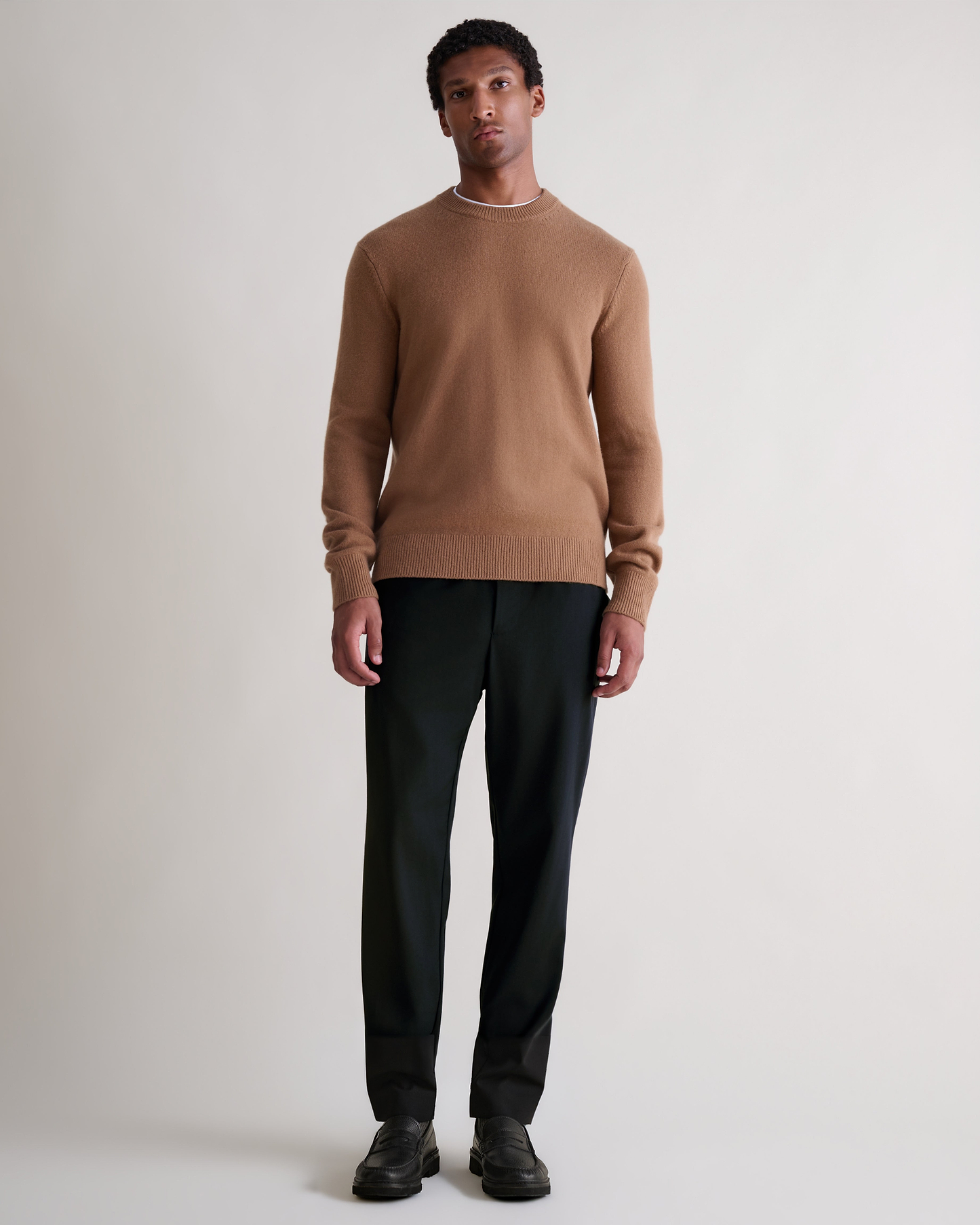 Men's Finest Cashmere Mid-Weight Crew Neck Jumper - Deep Camel