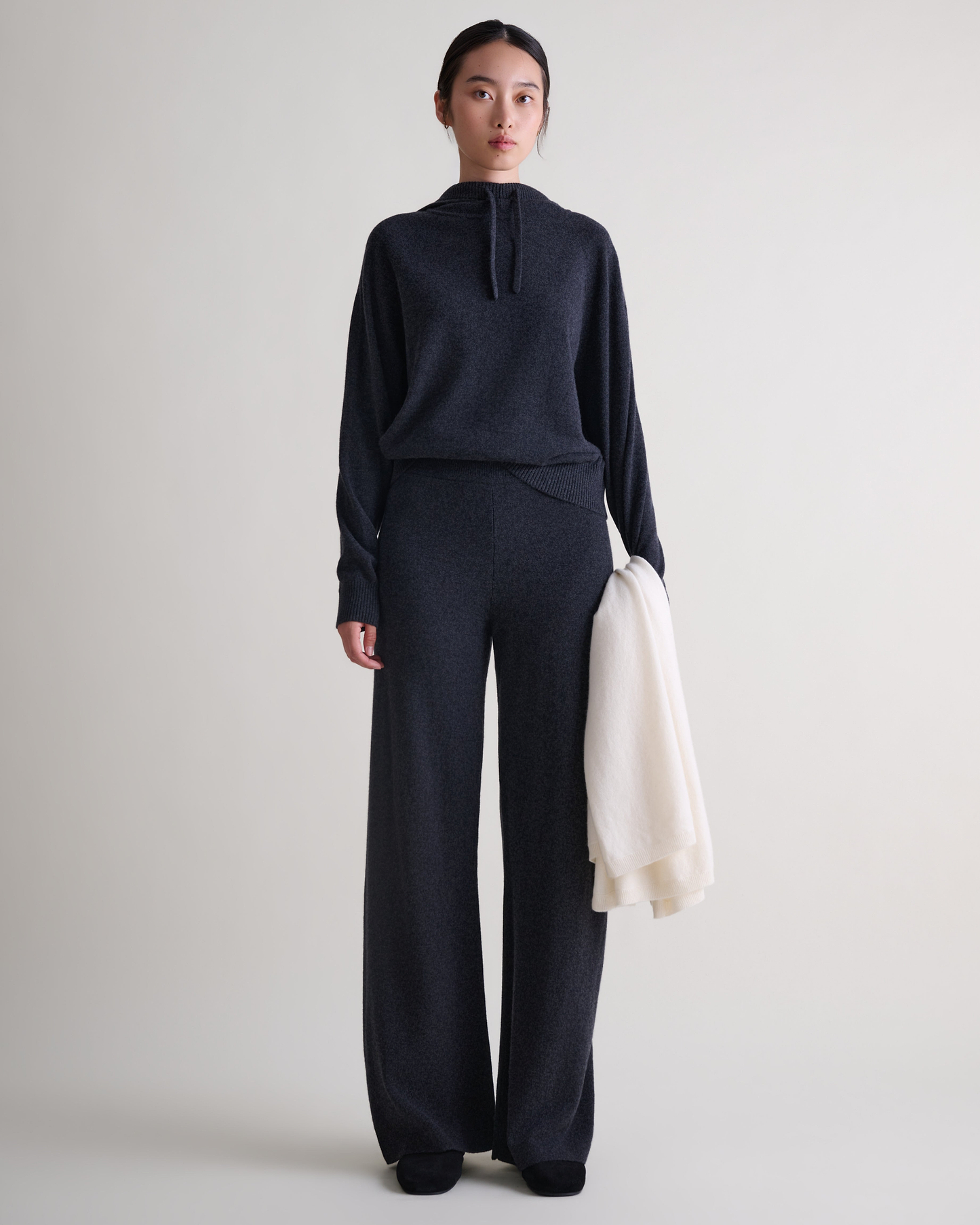 Women's Finest Cashmere Wide-Leg Trousers - Charcoal