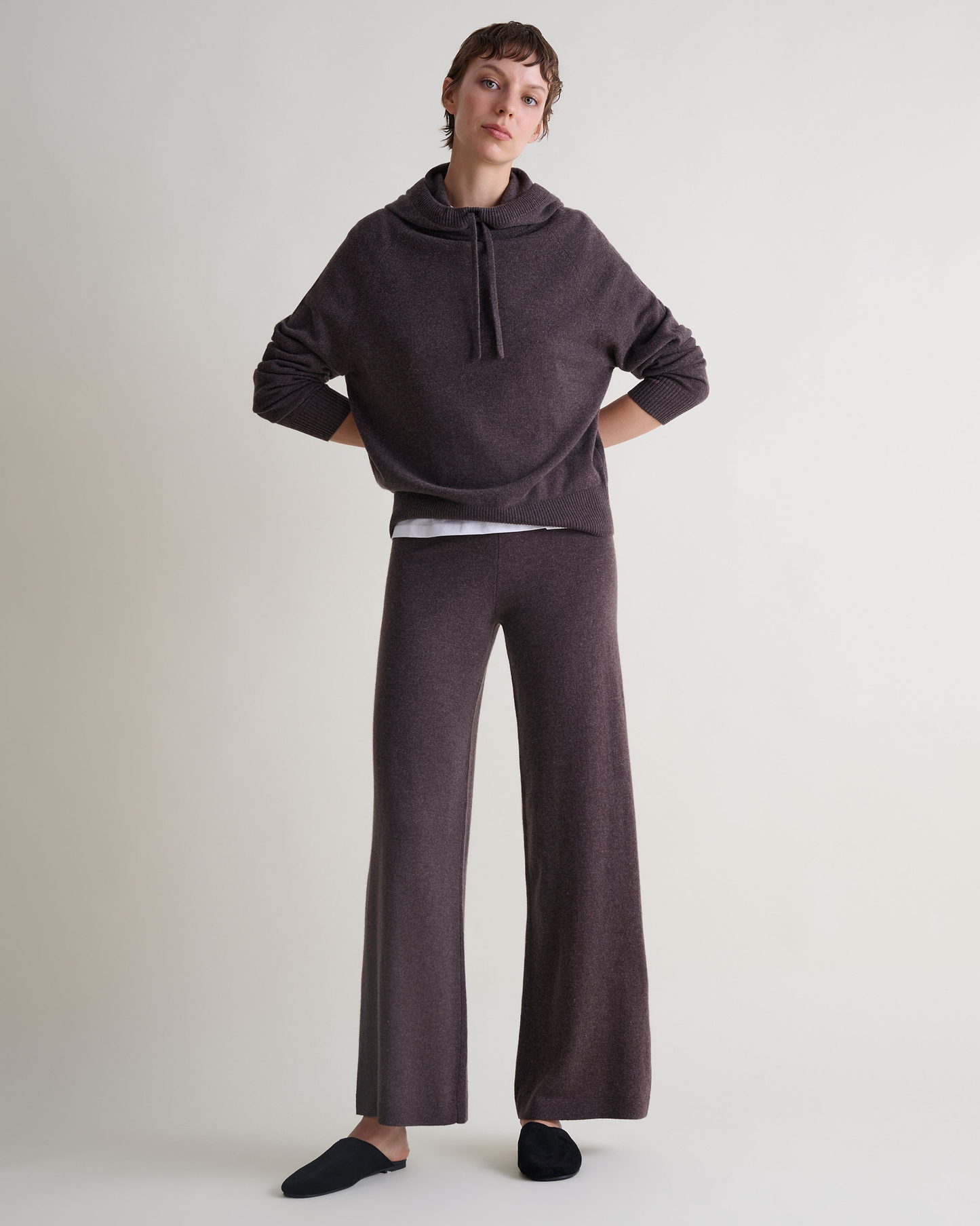 Women's Finest Cashmere Knitted Hoodie - Chocolate