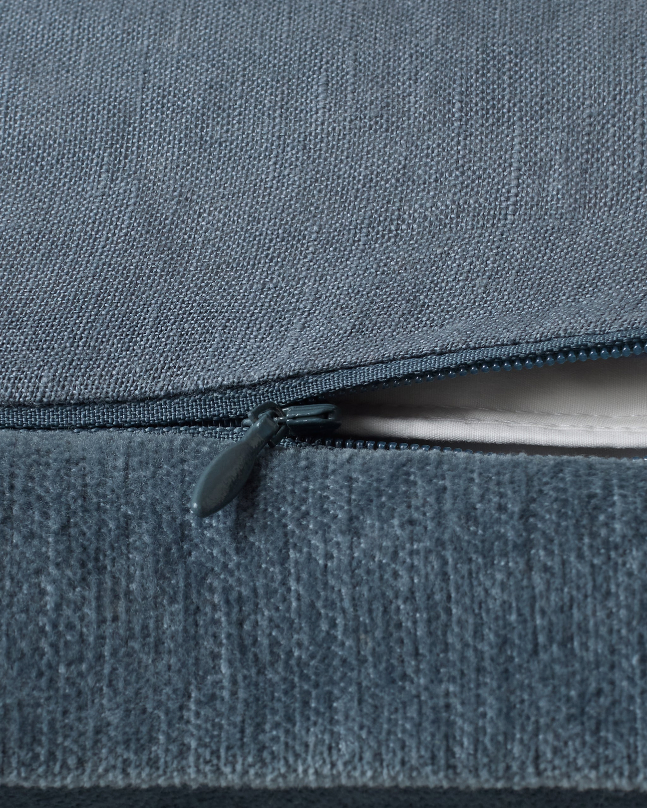Concealed zip