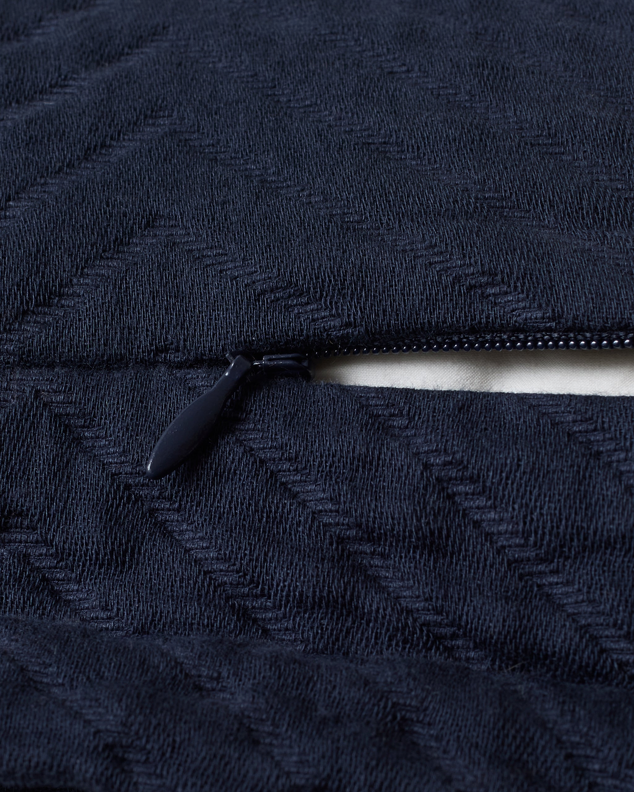 Soft but structured finish