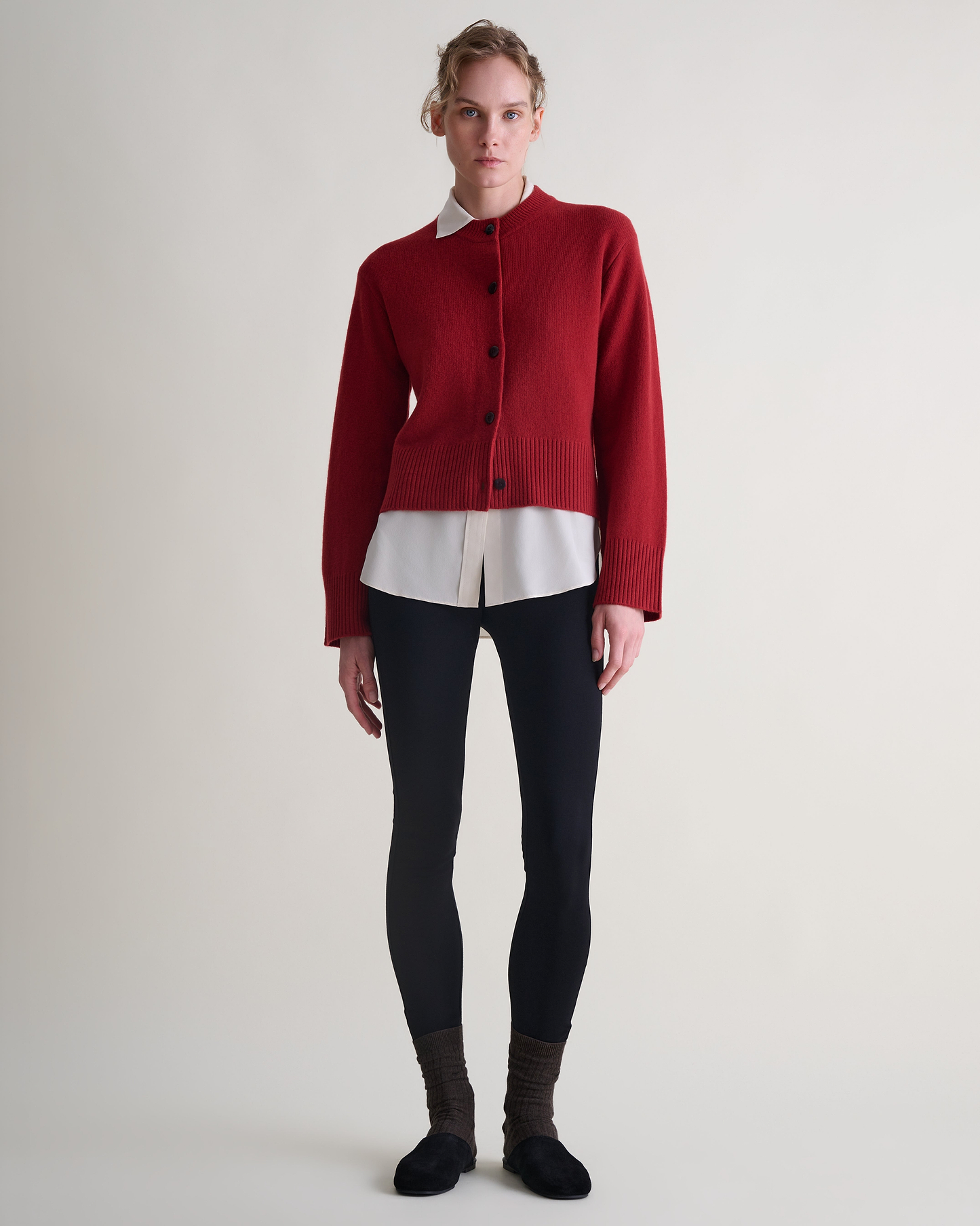 Women's Wool Crew Neck Cardigan - Russet