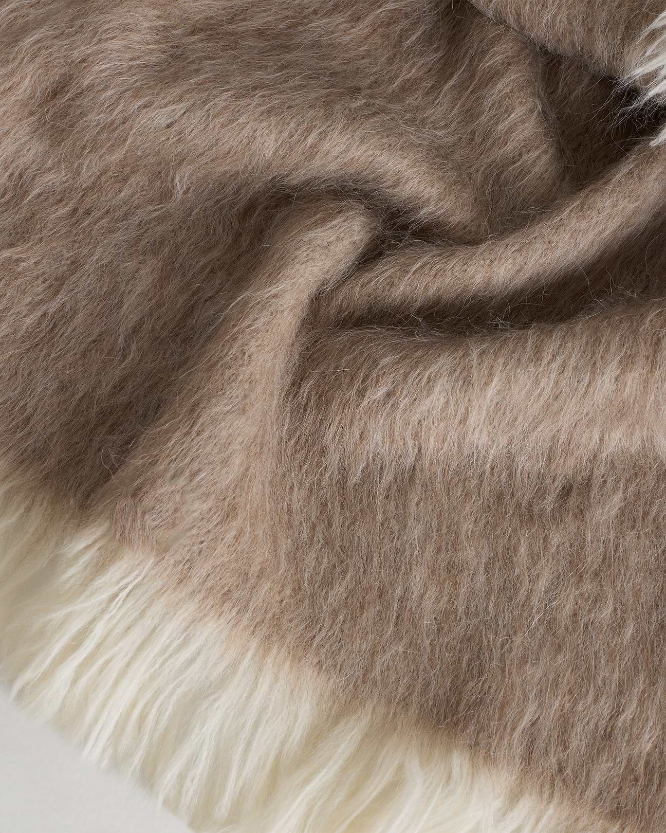 Long, brushed pile