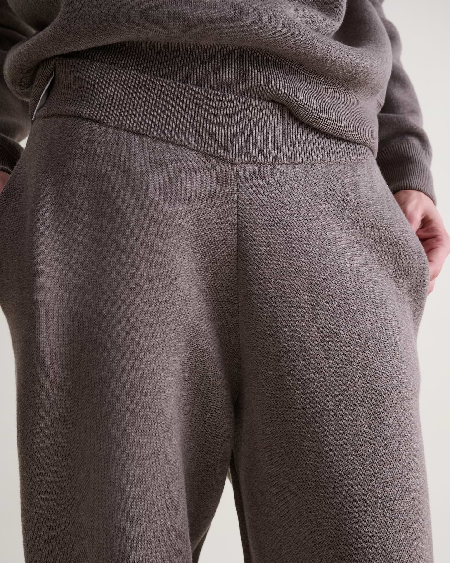 Women's Merino Cotton Tapered Knit Trouser - Mole/Walnut