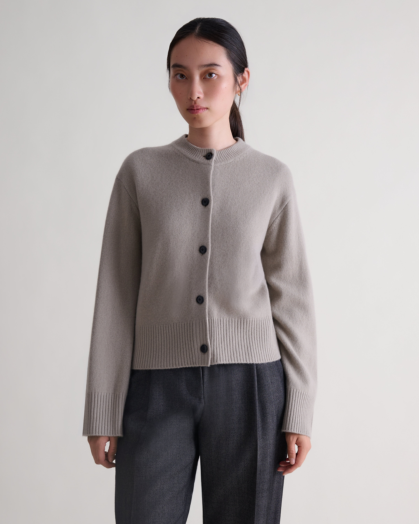 Women's Wool Crew Neck Cardigan - Putty