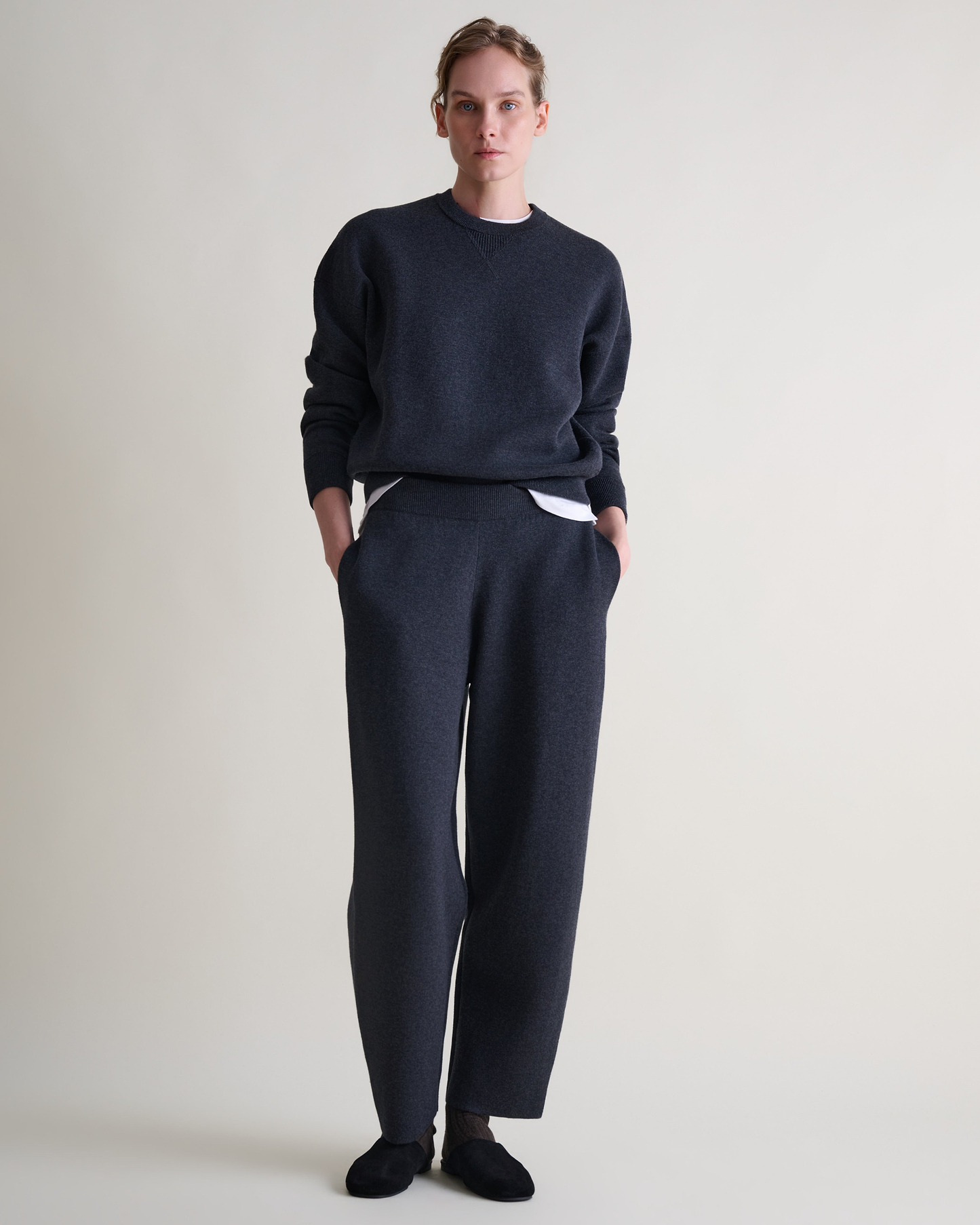 Women's Merino Cotton Tapered Knit Trouser - Graphite/Mid Grey