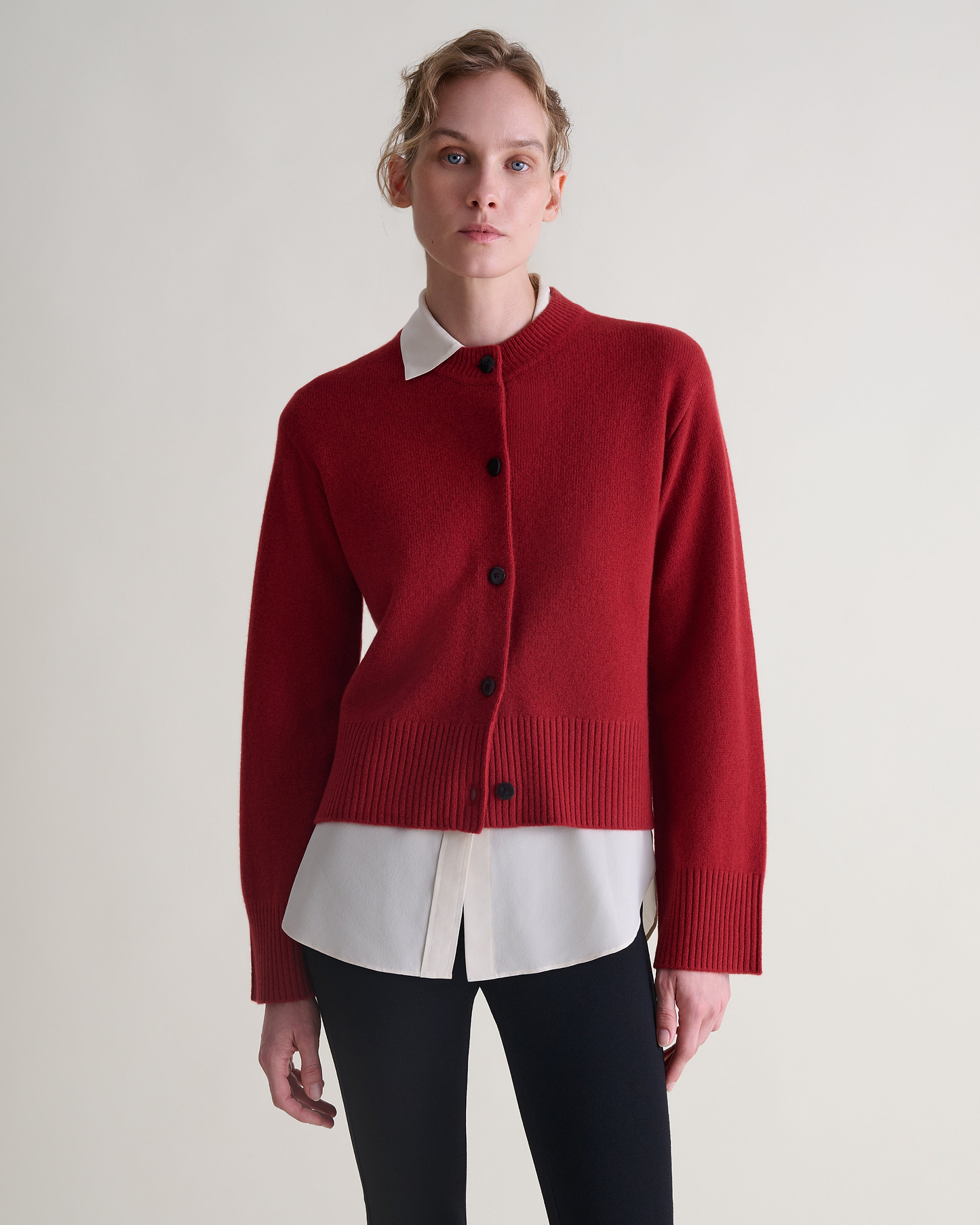 Women's Wool Crew Neck Cardigan - Russet