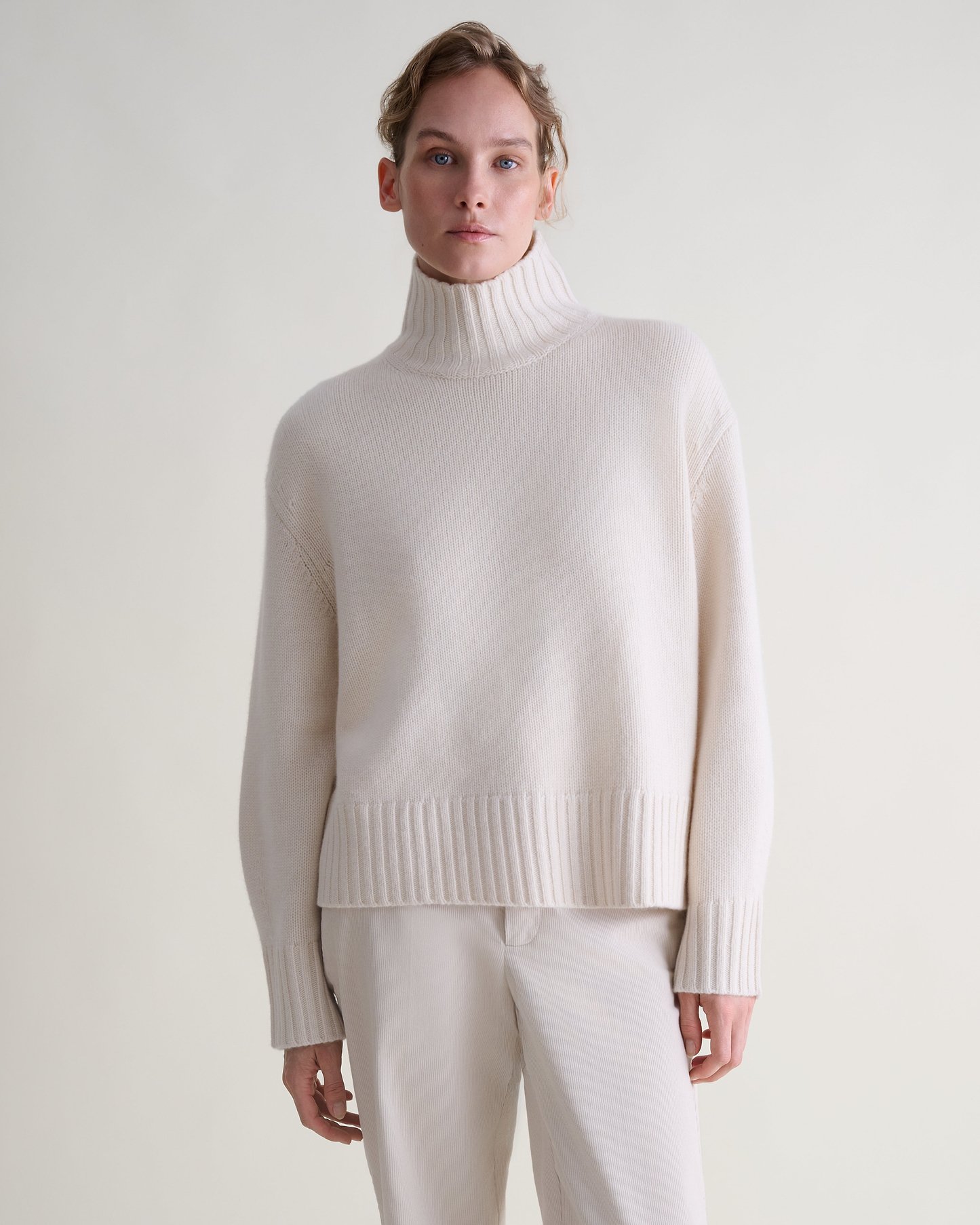 Women's Finest Cashmere High Neck Jumper - Buttermilk