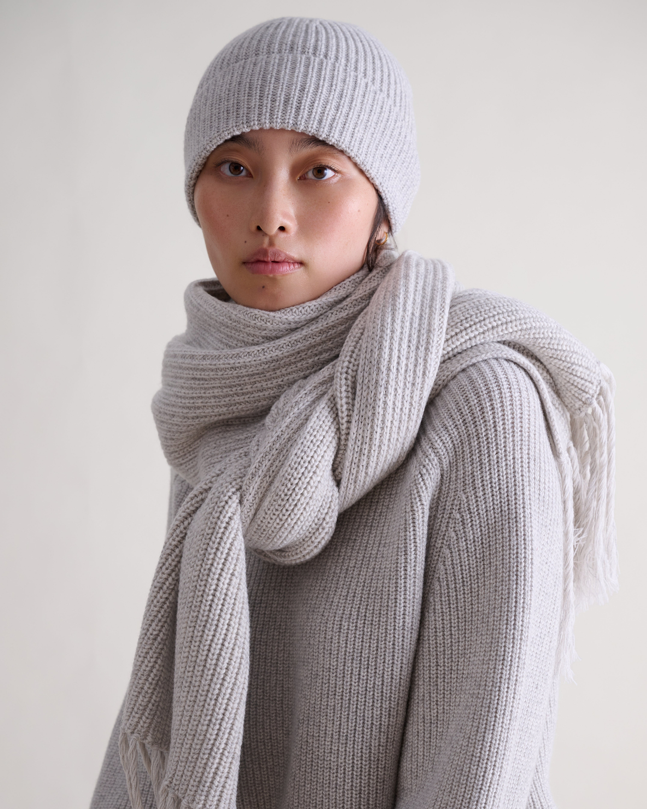 Classic ribbed scarf construction