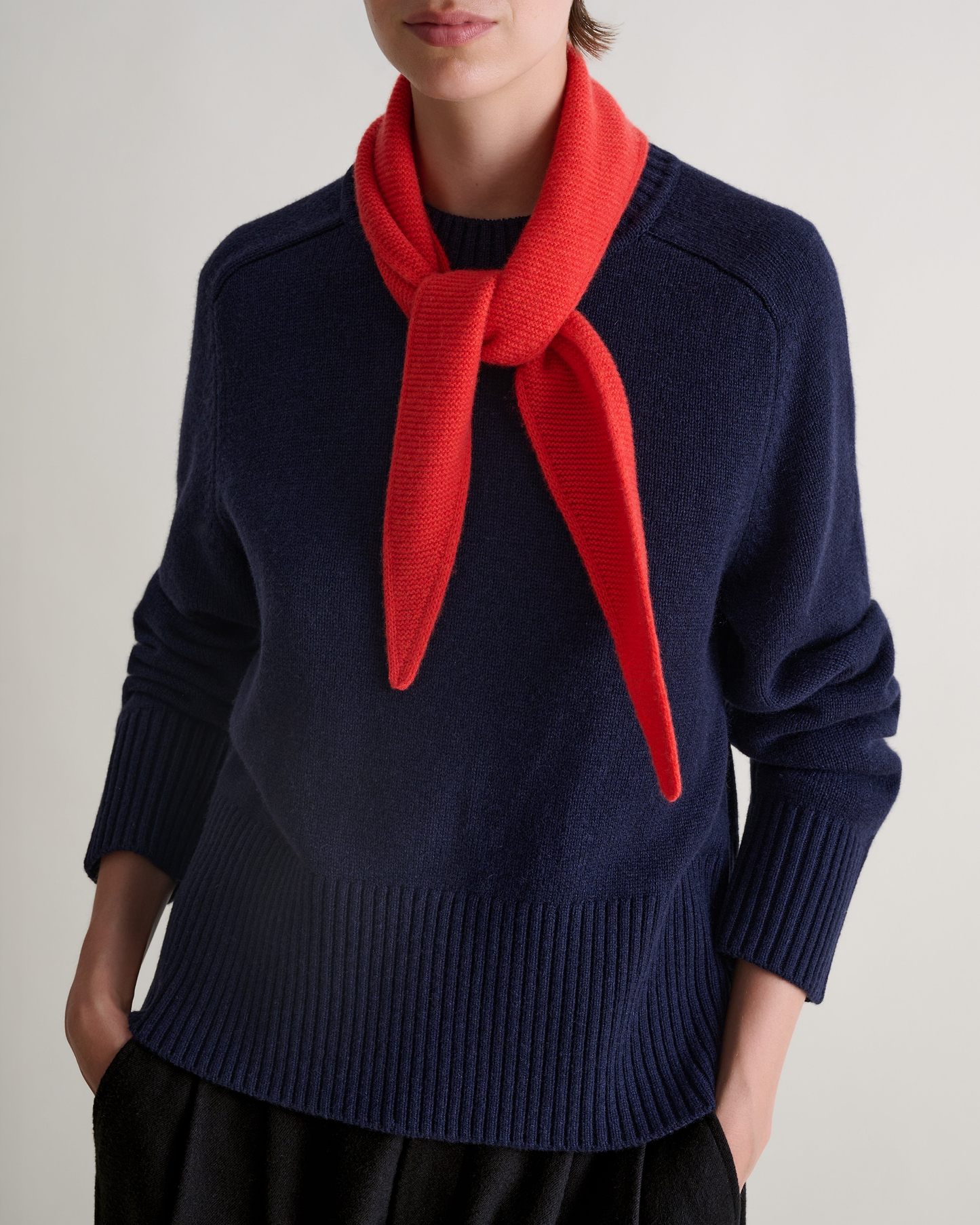 Finest Cashmere Micro Bandana - Poppy
