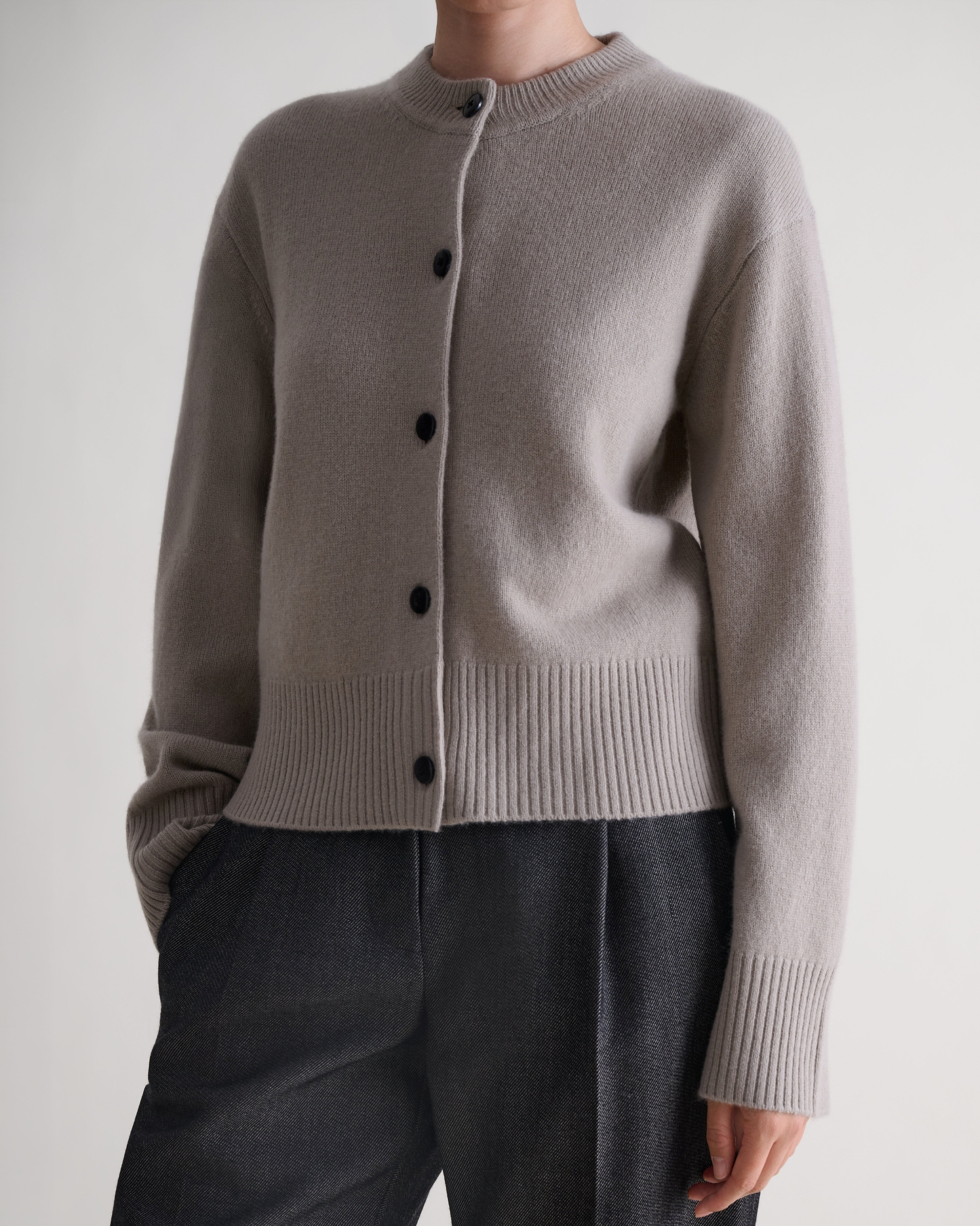 Women's Wool Crew Neck Cardigan - Putty