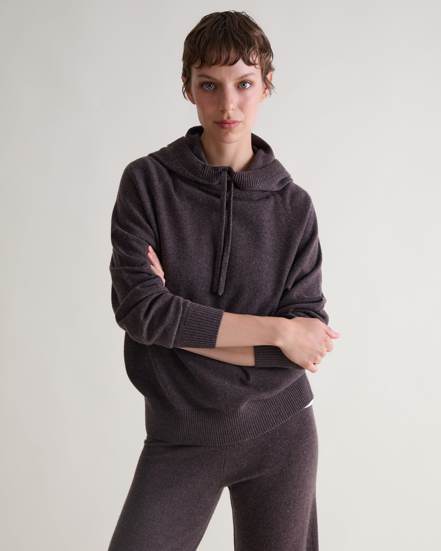 Women's Finest Cashmere Knitted Hoodie - Chocolate