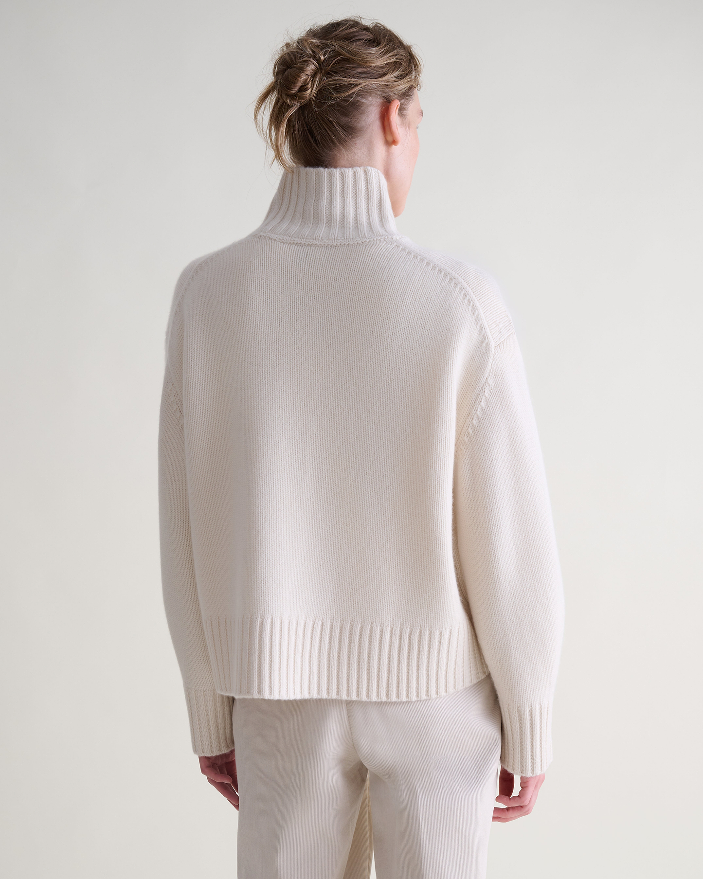 Women's Finest Cashmere High Neck Jumper - Buttermilk