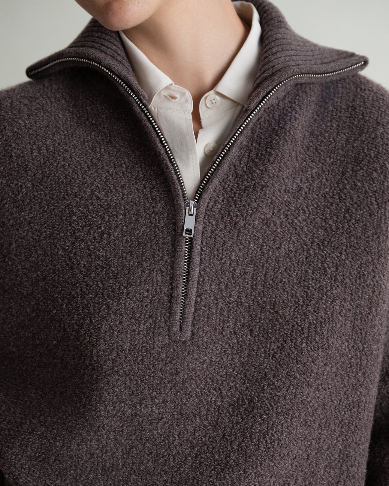Chunky loop knit texture