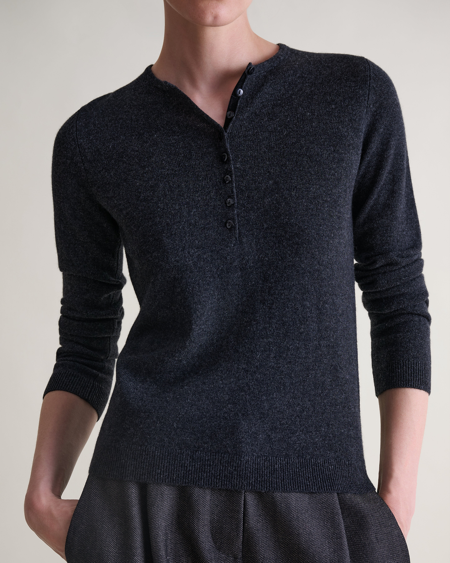 Women's Cashmere Merino Henley Jumper - Charcoal