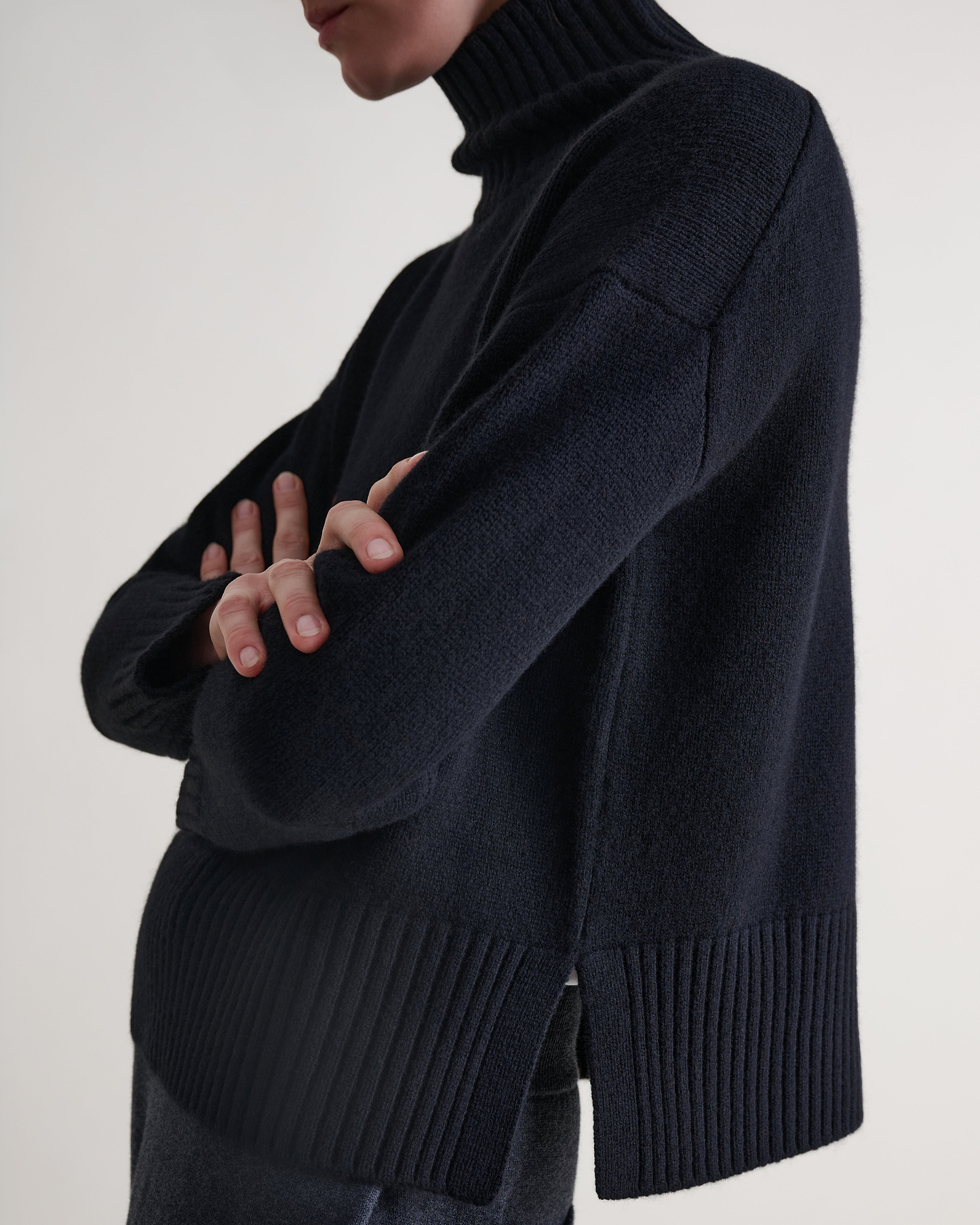 Women's Wool High Neck Jumper - Black