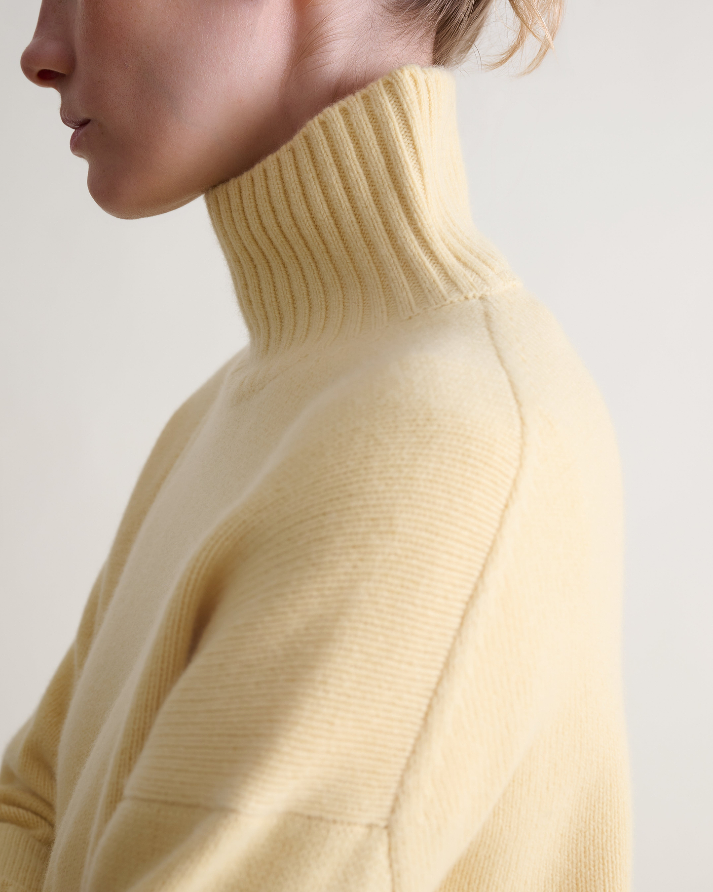 Women's Wool High Neck Jumper - Citrine
