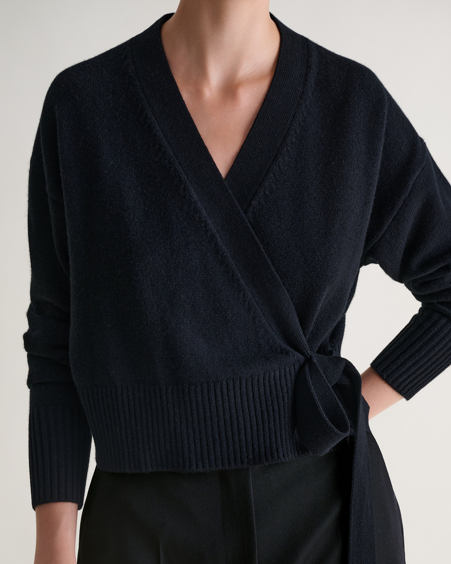 Women's Cashmere Merino Wrap Jumper - Black
