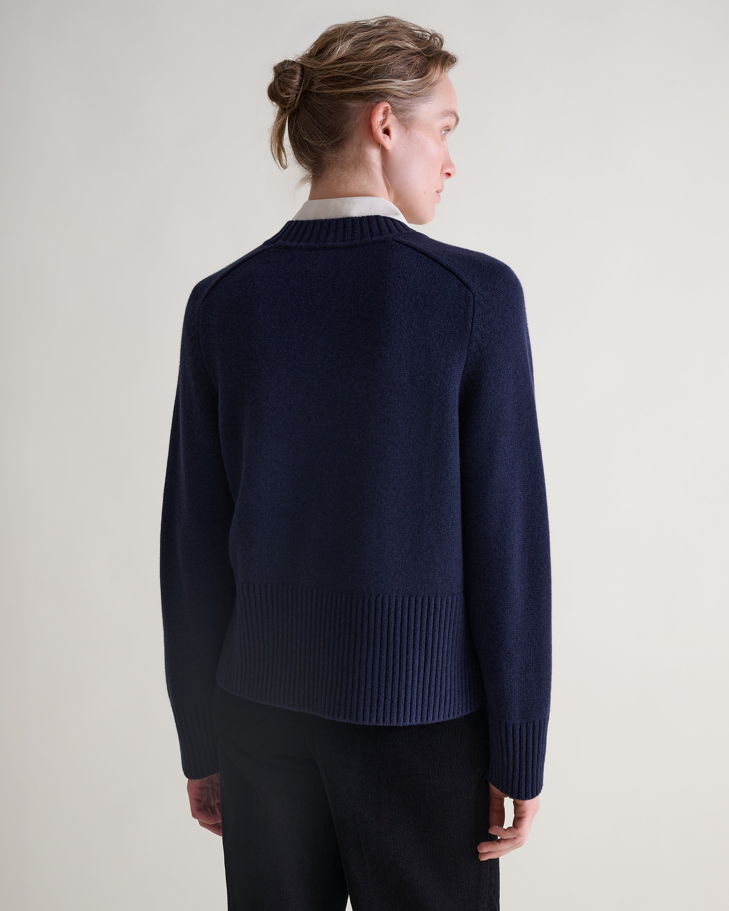 Women's Cashmere Merino Saddle Sleeve Crew Neck Jumper - Mood Indigo