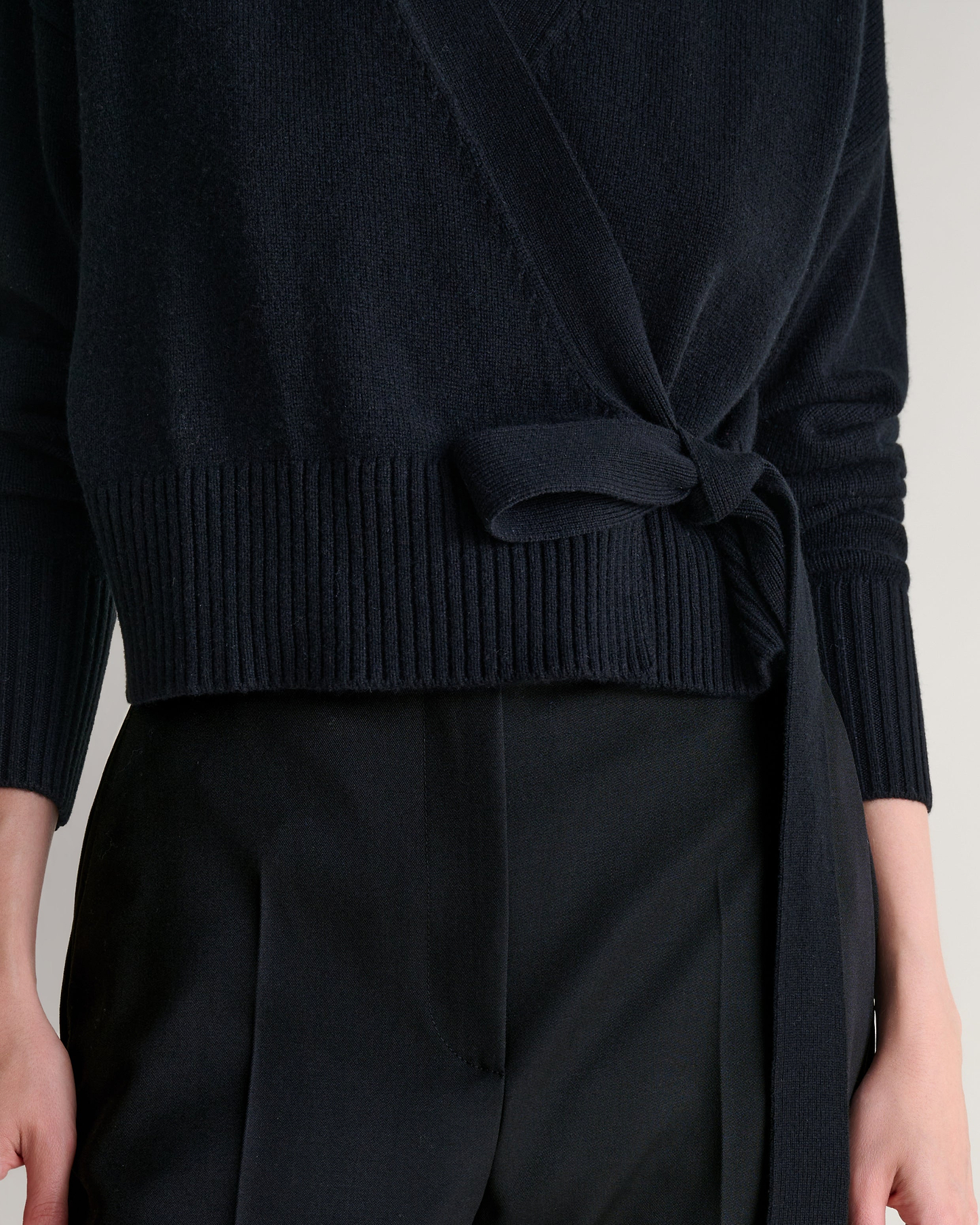 Women's Cashmere Merino Wrap Jumper - Black