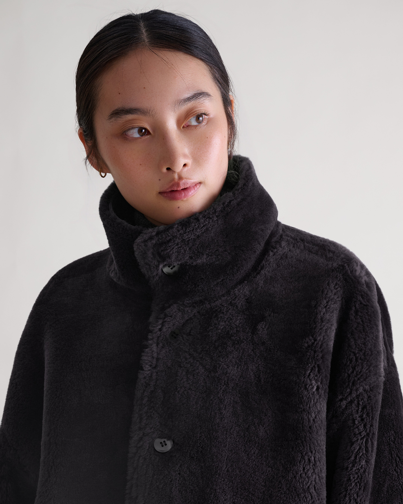 High stand collar, reversible finish