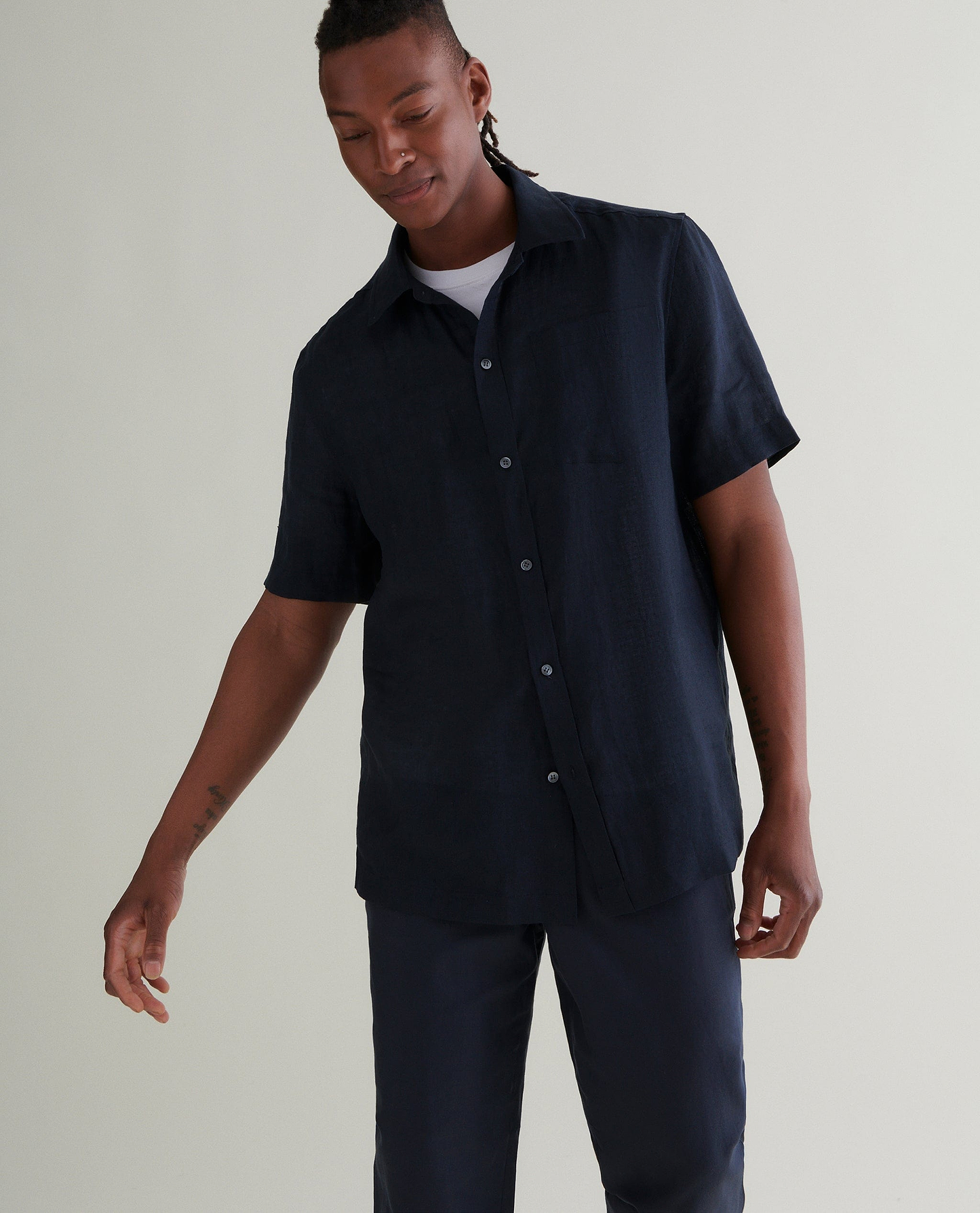 Men's Short Sleeved Organic Linen Shirt - Mood Indigo