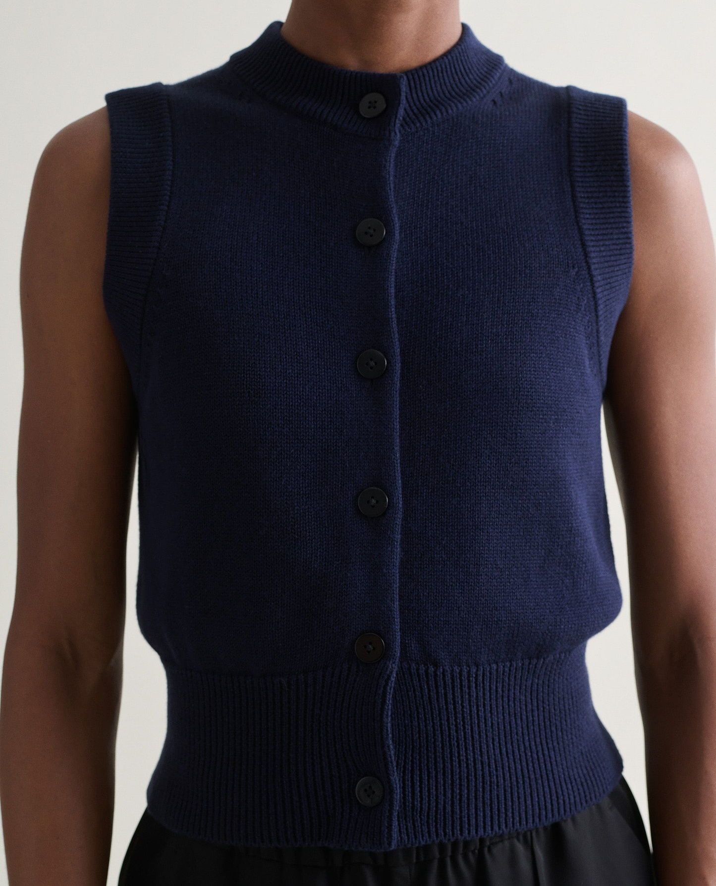 Women's Silk-Cotton Button Vest - Navy