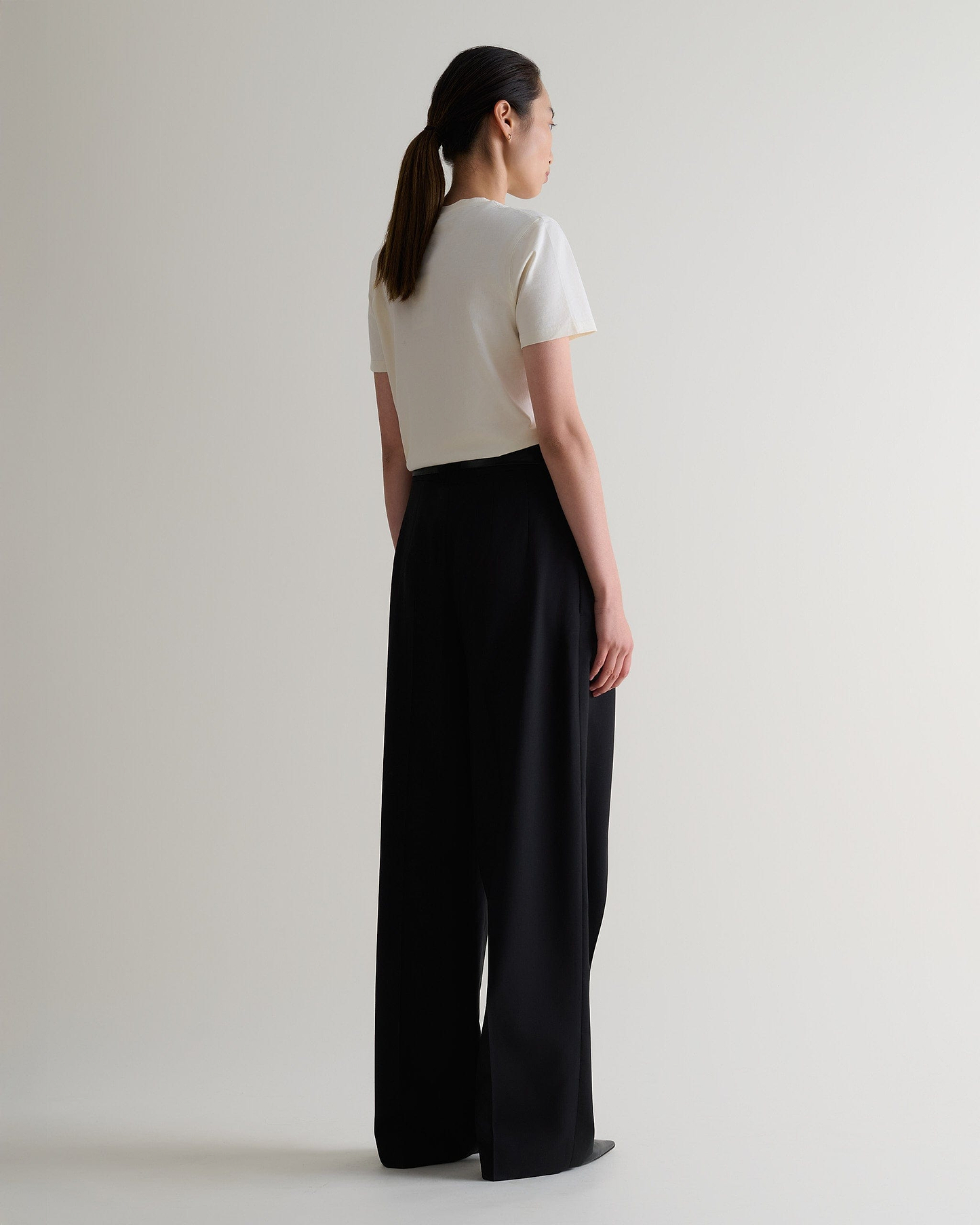 Classic Cotton Crew Neck T-shirt - Buttermilk