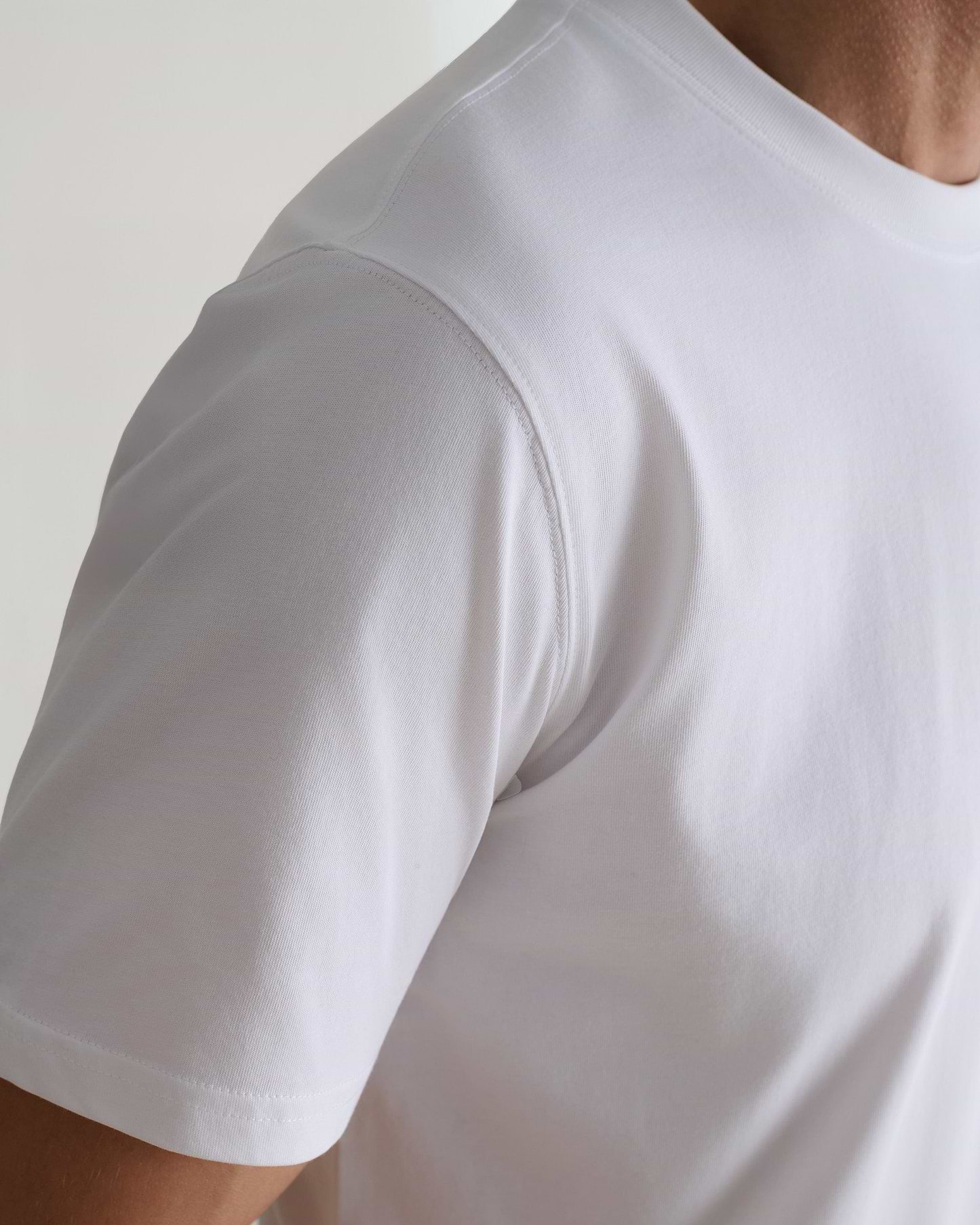 Men's Classic Cotton Crew Neck T-shirt - White