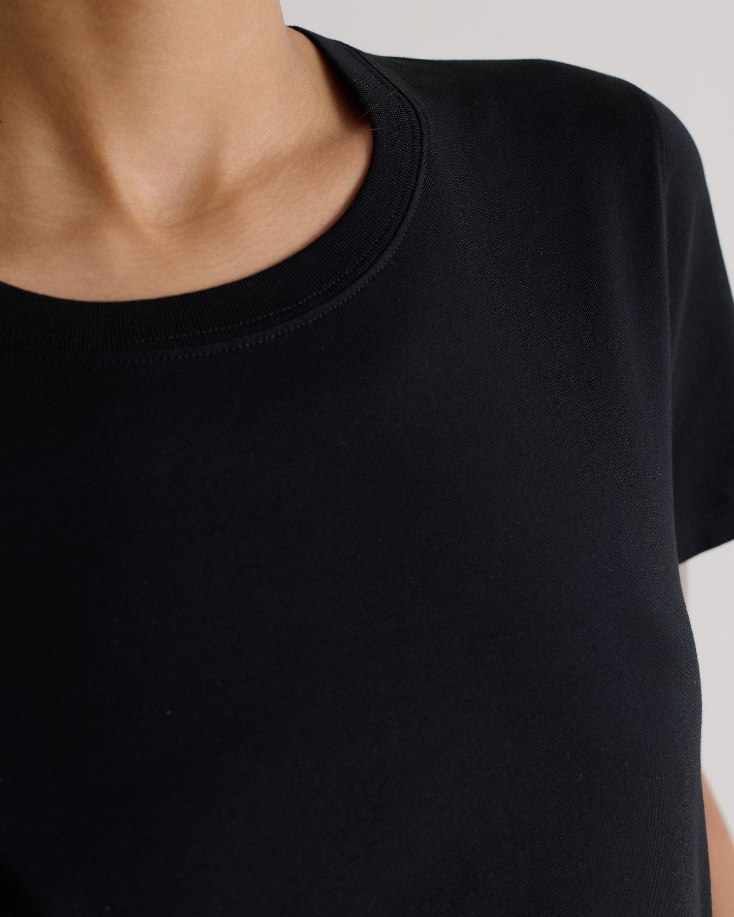 Classic Cotton Crew Neck T-shirt - Black