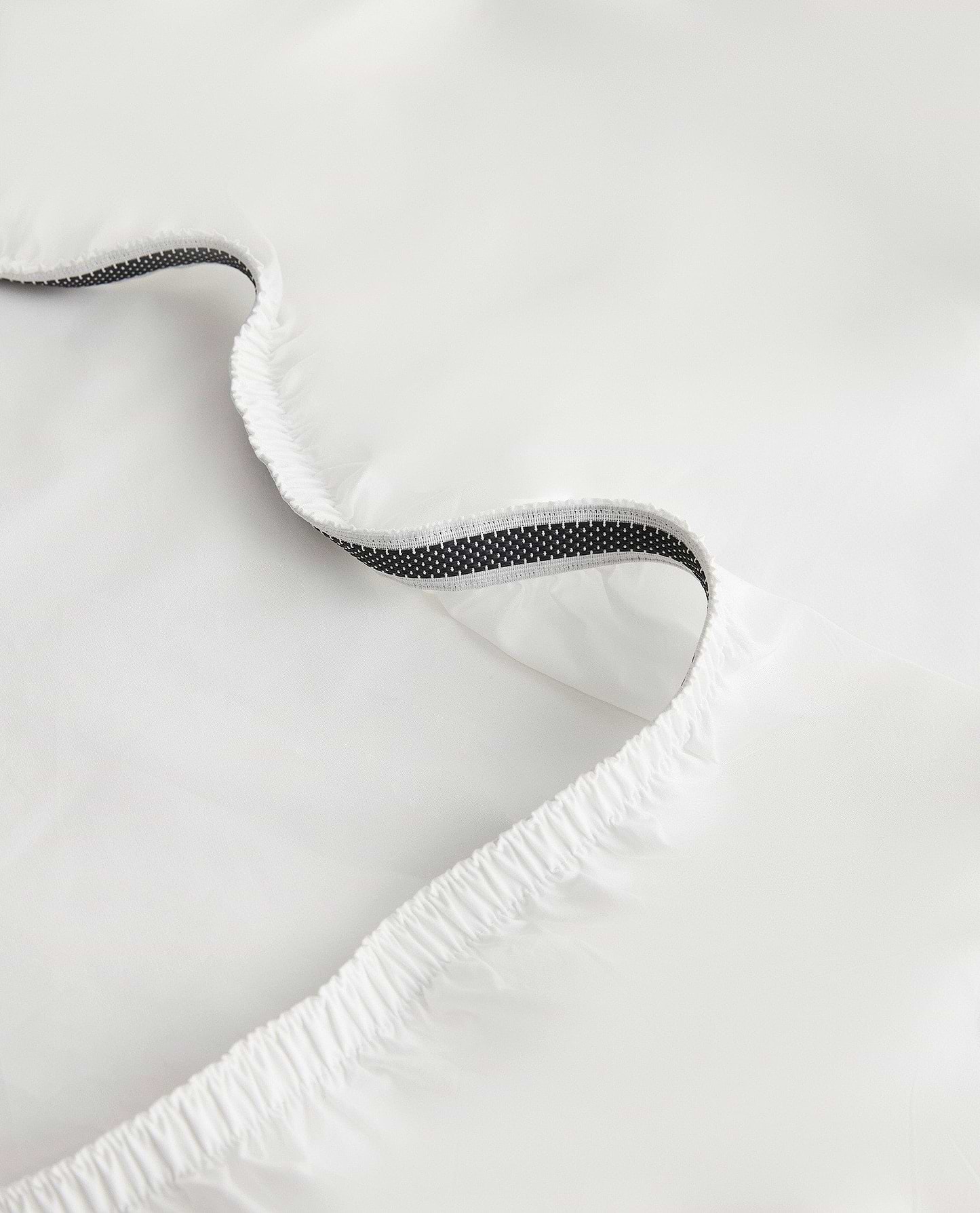 Crisp & Cool Organic Cotton Fitted Sheet - White