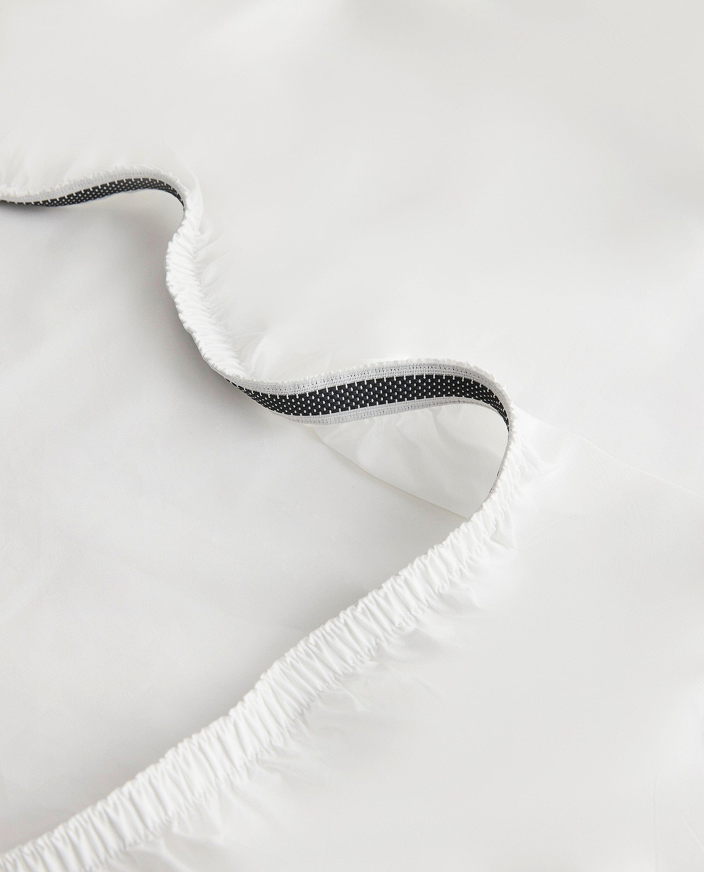 The Crisp & Cool Organic Sheet Set - White